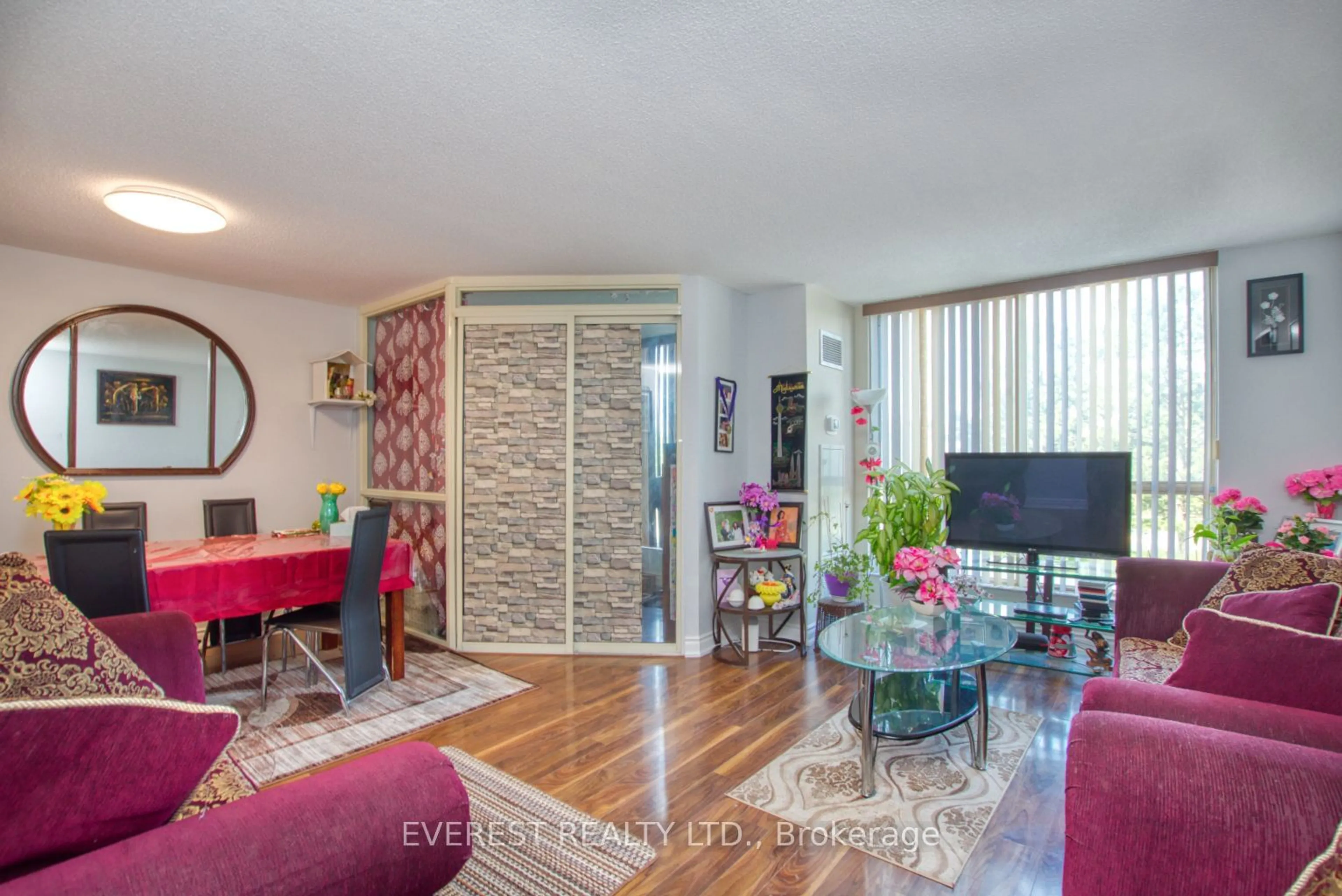 Living room for 2901 Kipling Ave #205, Toronto Ontario M9V 5E5