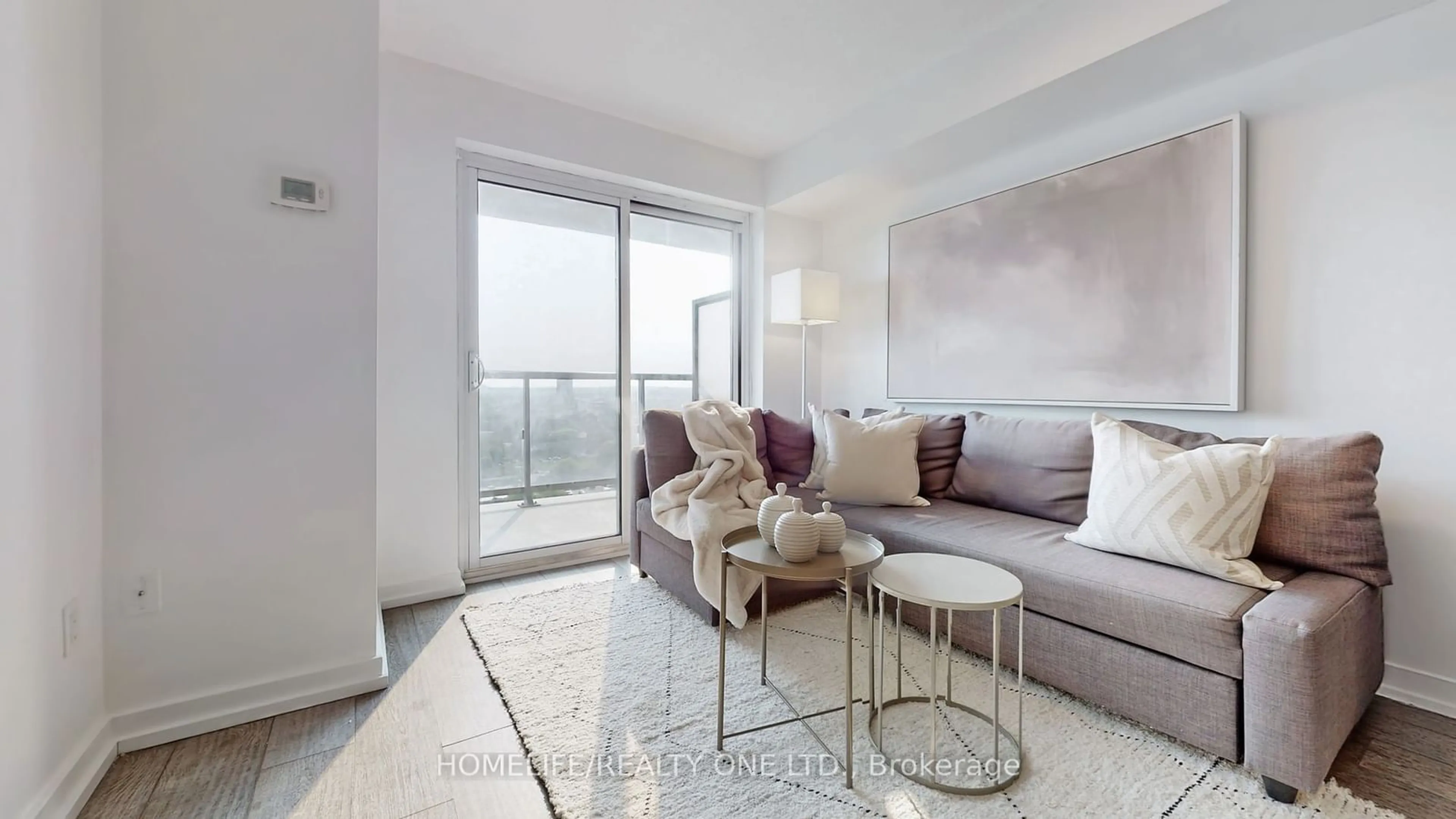 Living room for 1420 Dupont St #1605, Toronto Ontario M6H 0C2