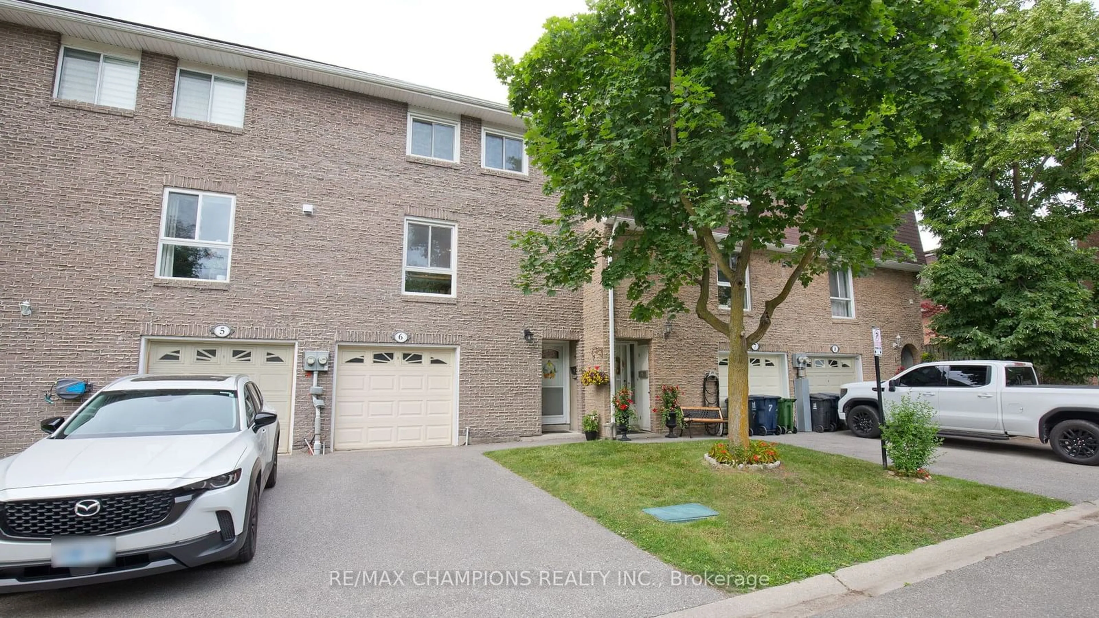 A pic from exterior of the house or condo for 431 Mill Rd #6, Toronto Ontario M9C 1Z2