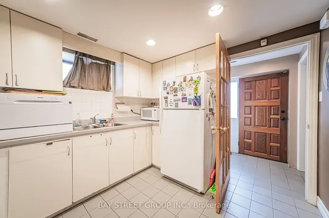 Additional property image - 240 Pellatt Ave