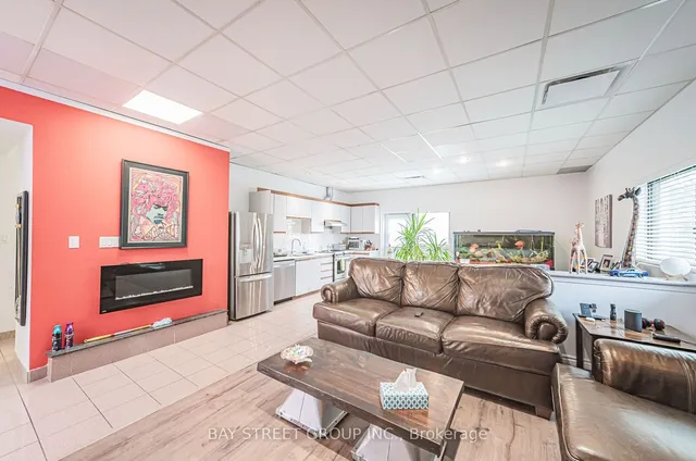 Additional property image - 240 Pellatt Ave