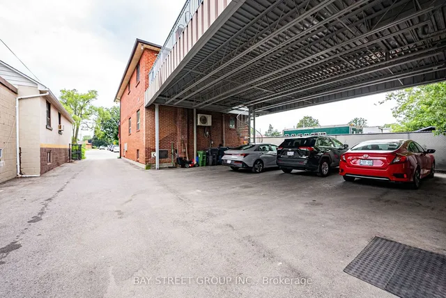 Additional property image - 240 Pellatt Ave