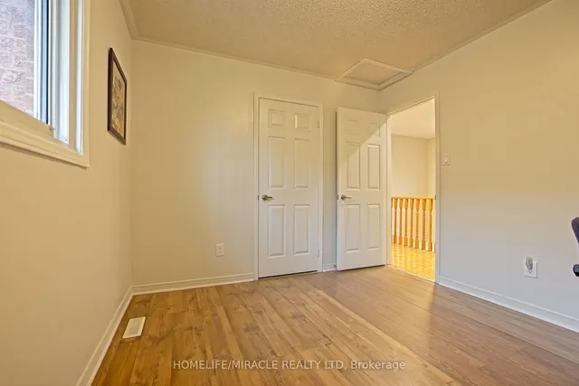 Additional property image - 157 Cinrickbar Dr