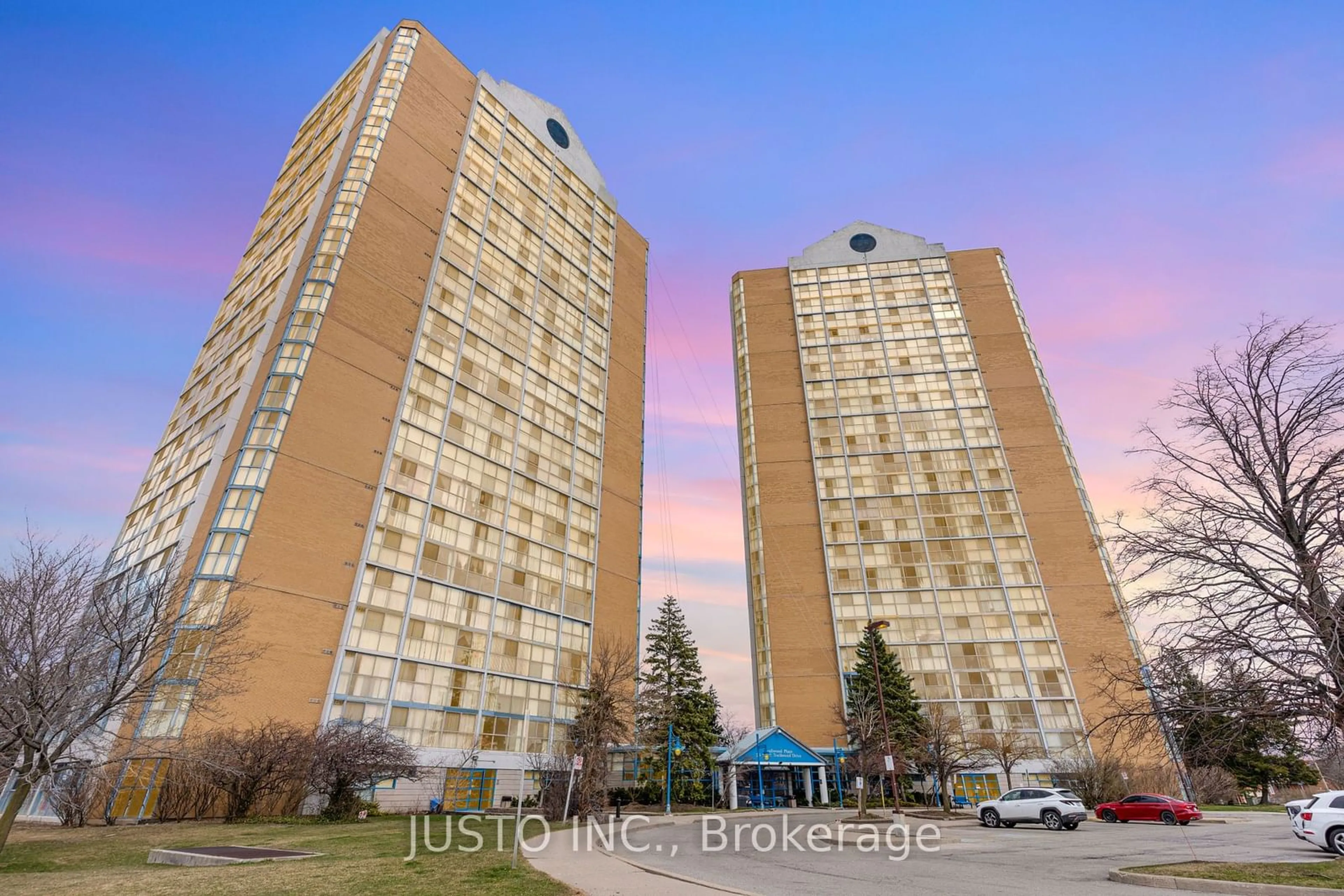 A pic from exterior of the house or condo for 25 Trailwood Dr #205, Mississauga Ontario L4Z 3K9
