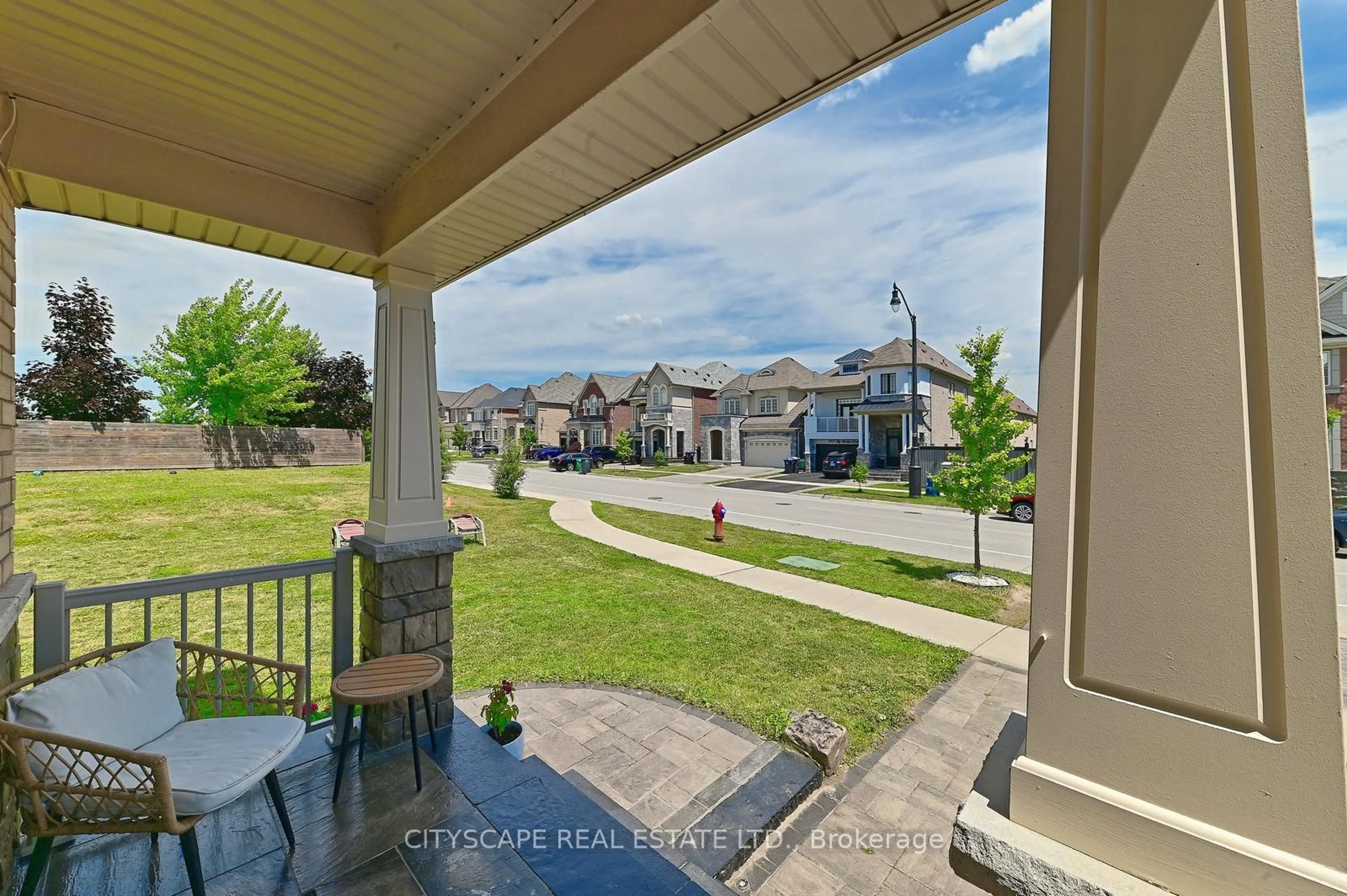 Frontside or backside of a home for 262 Sky Harbour Dr, Brampton Ontario L6Y 2Z5