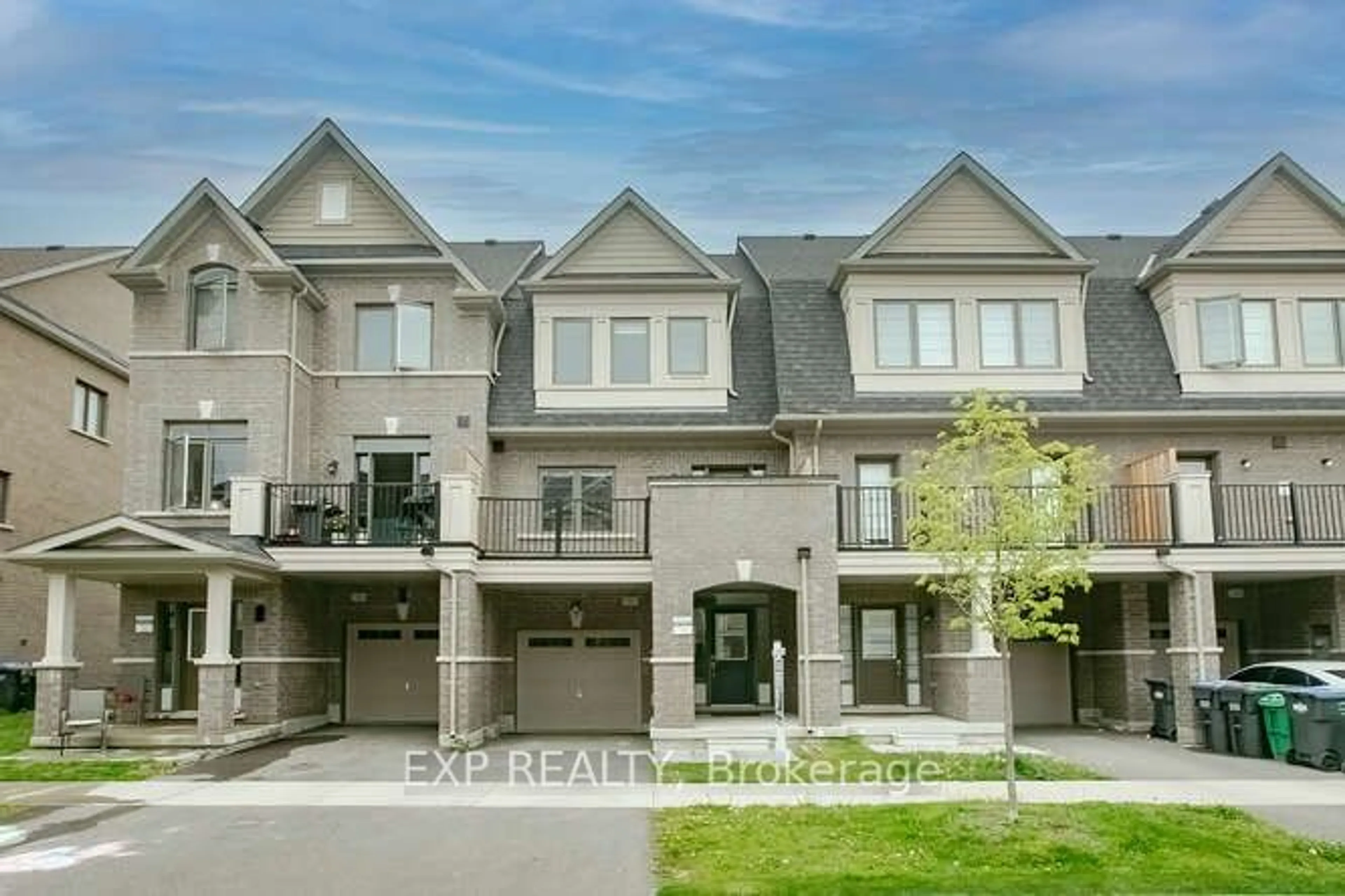 A pic from exterior of the house or condo for 96 Fruitvale Circ, Brampton Ontario L7A 5B9