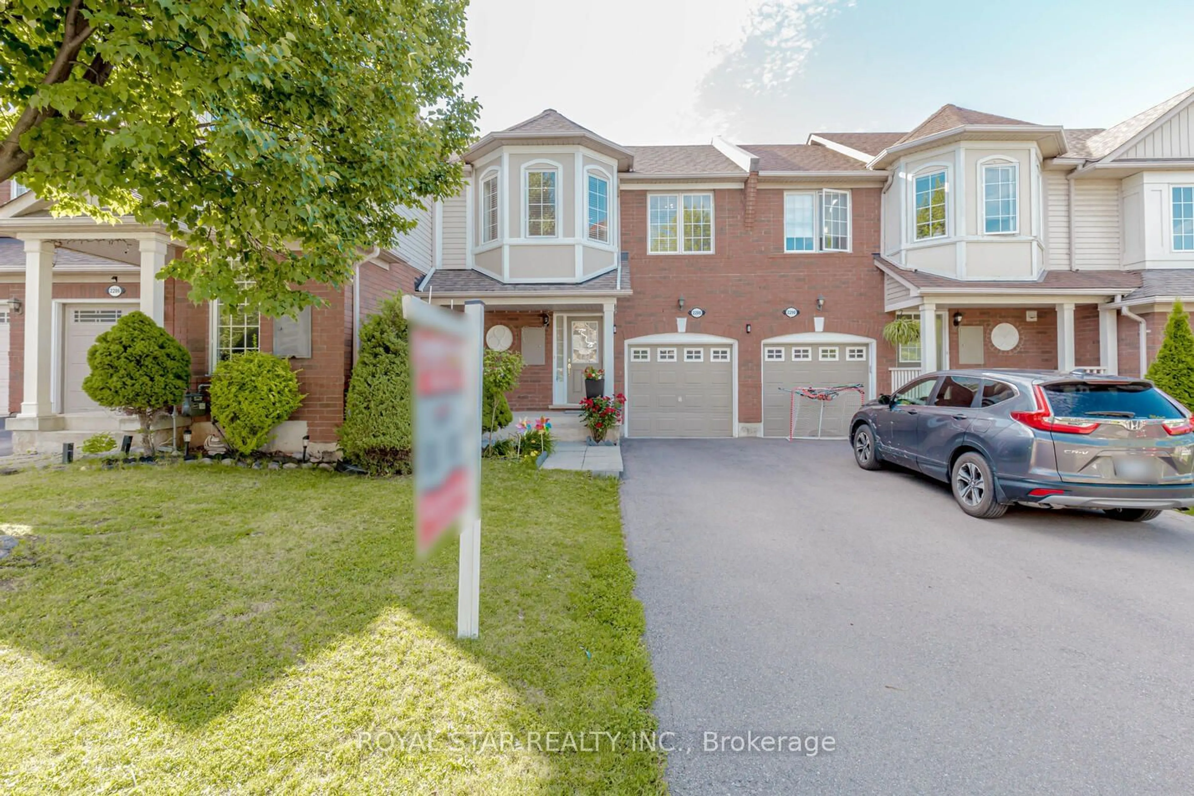 A pic from exterior of the house or condo for 2288 Colbeck St, Oakville Ontario L6M 5E4