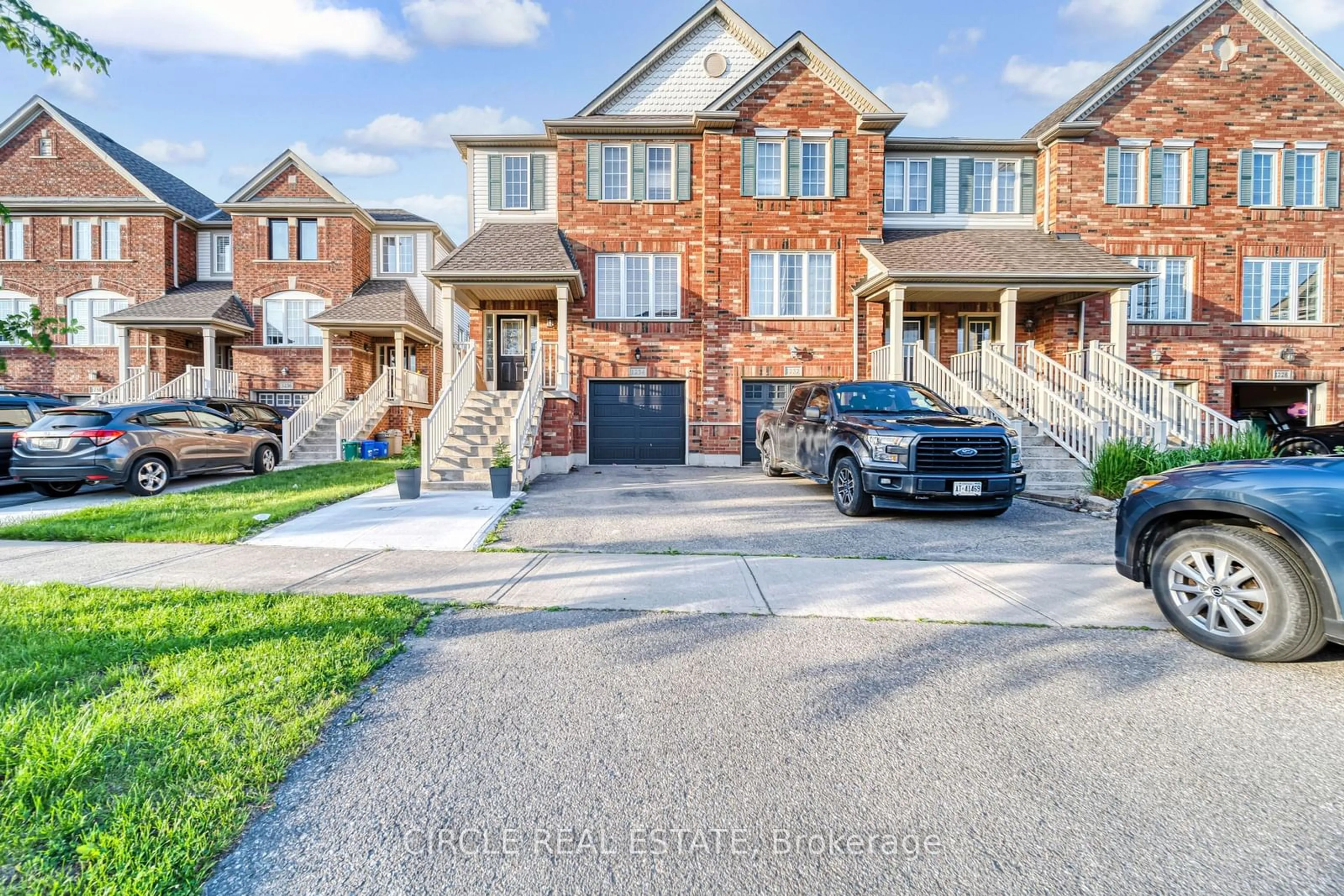 Home with brick exterior material for 1234 Chapman Cres, Milton Ontario L9T 6G2