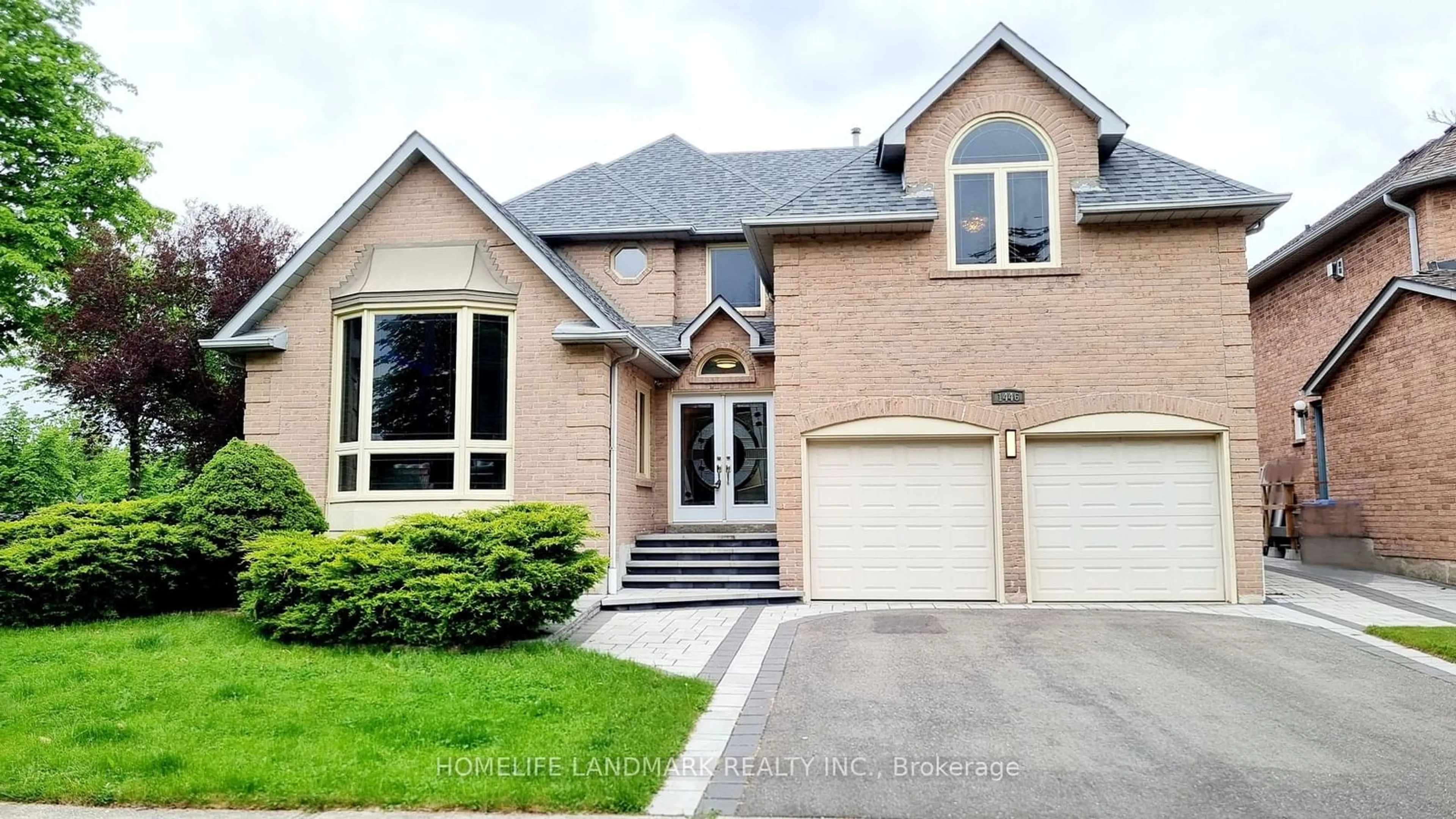 Home with brick exterior material for 1446 Tillingham Gdns, Mississauga Ontario L5M 3J6