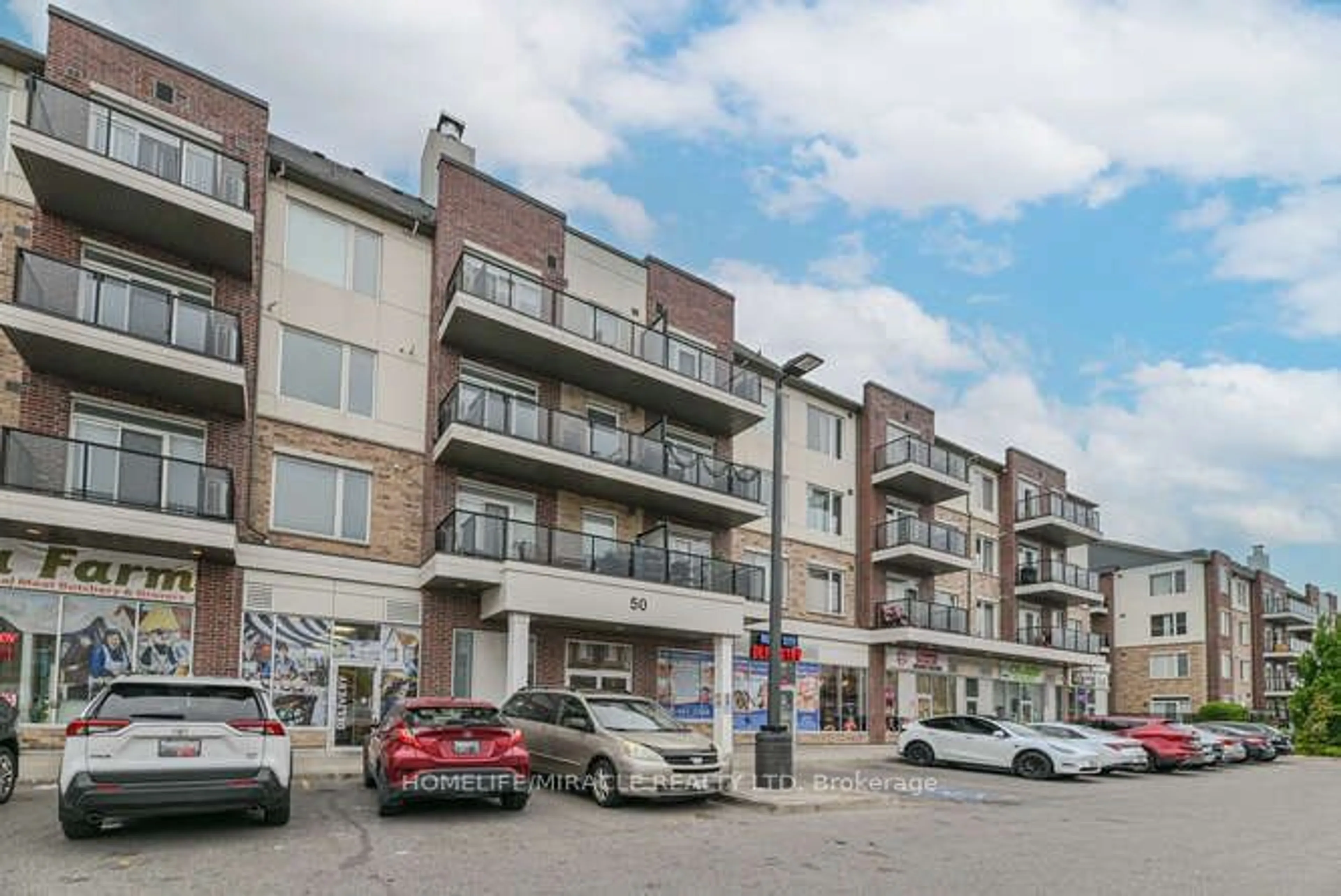A pic from exterior of the house or condo for 50 Sky Harbour Dr #302, Brampton Ontario L6Y 6B8