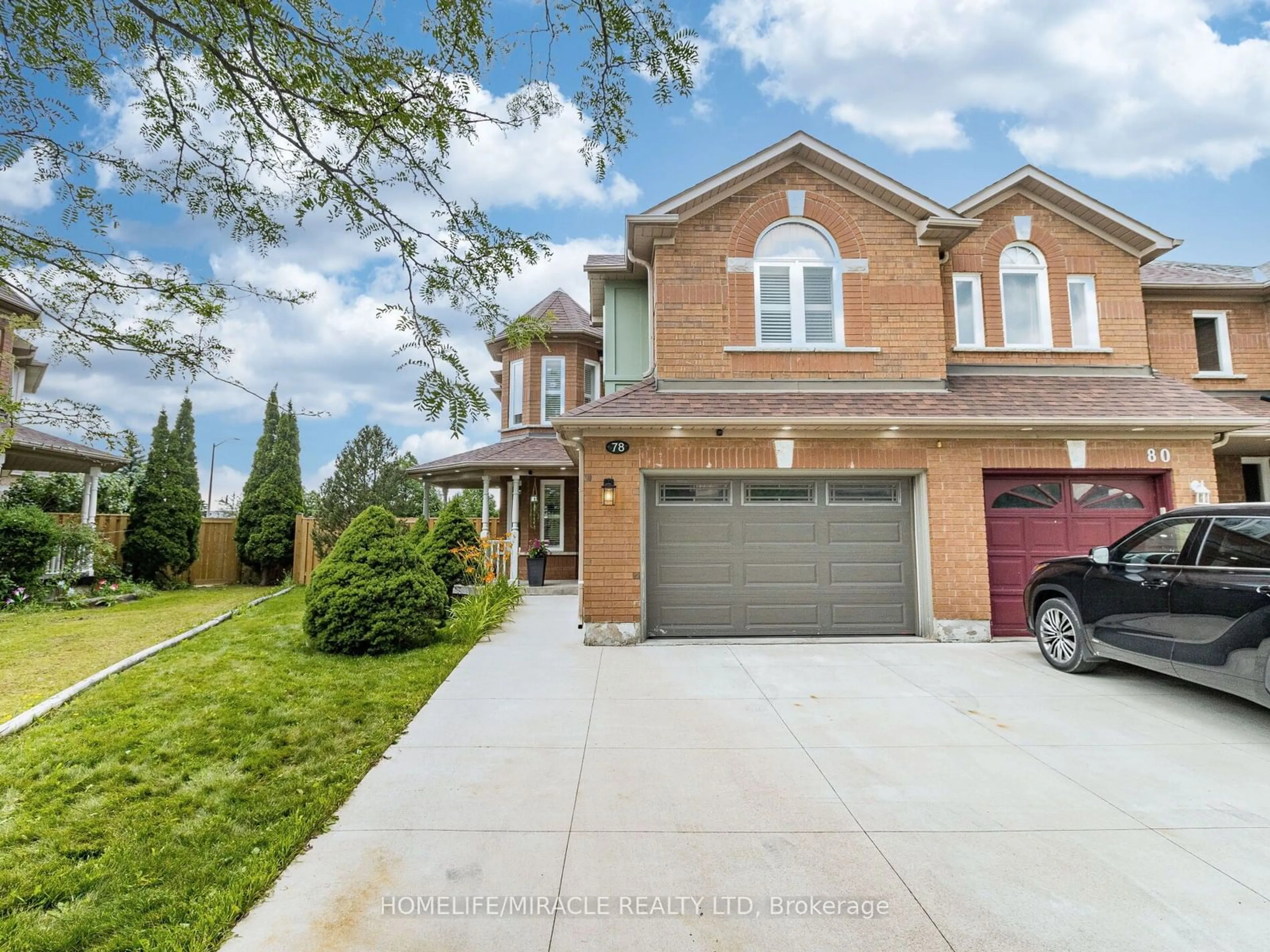 Home with brick exterior material for 78 Sandyshores Dr, Brampton Ontario L6R 2H3