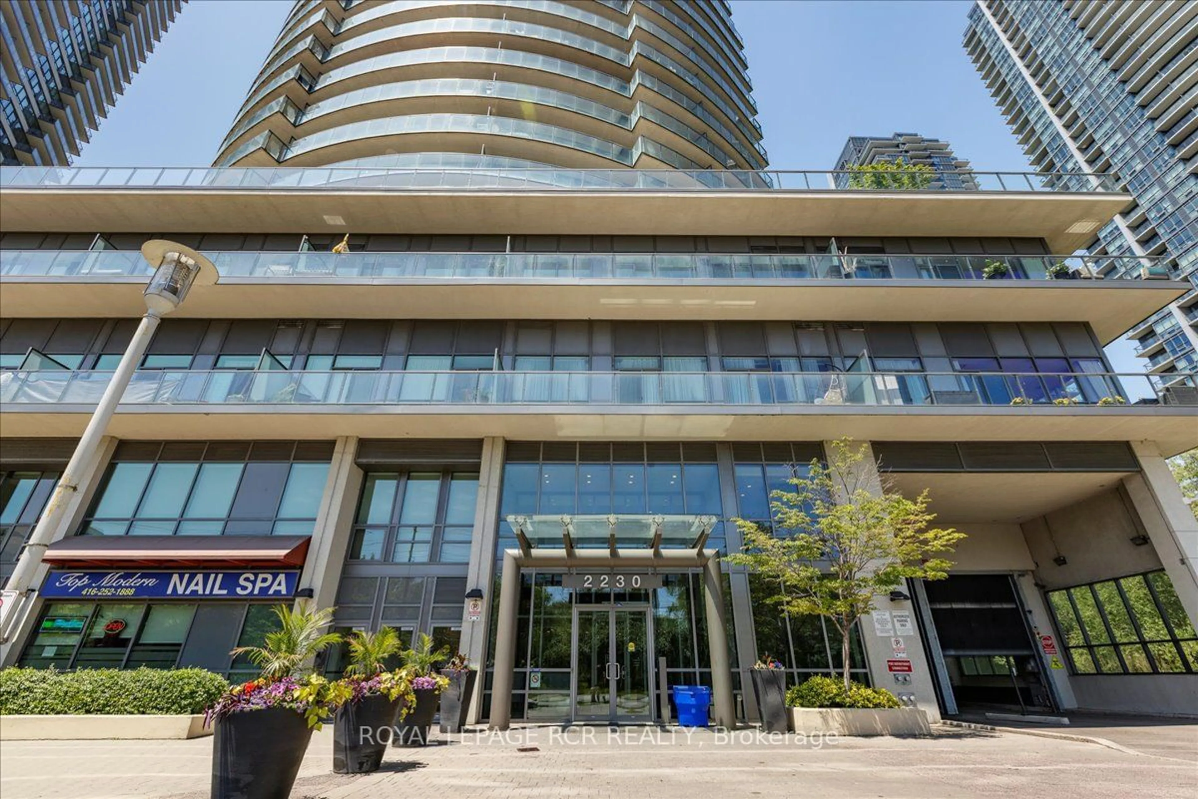 A pic from exterior of the house or condo for 2230 Lake Shore Blvd #1102, Toronto Ontario M8V 0B2