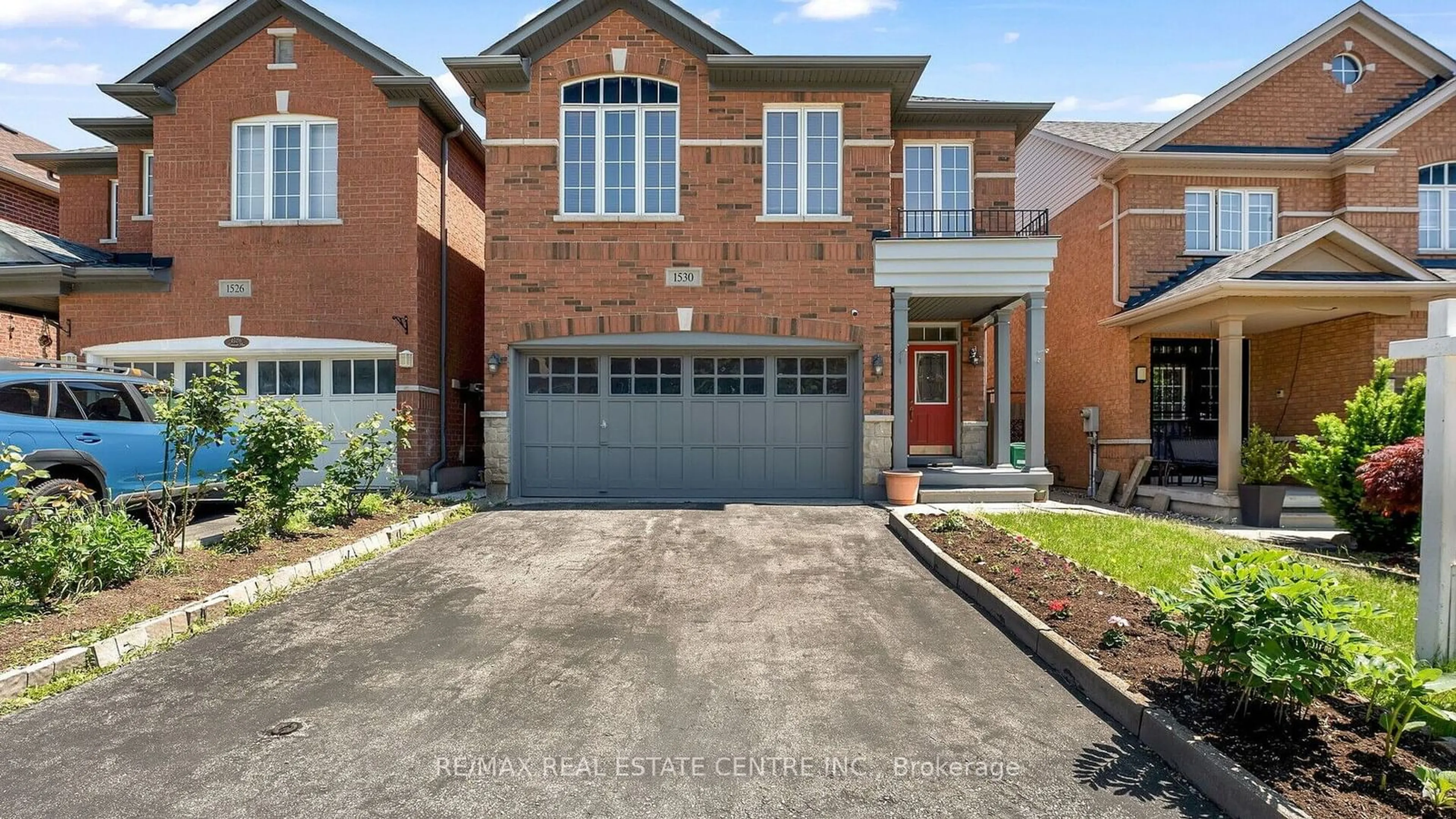 Home with brick exterior material for 1530 Portsmouth Pl, Mississauga Ontario L5M 7W1