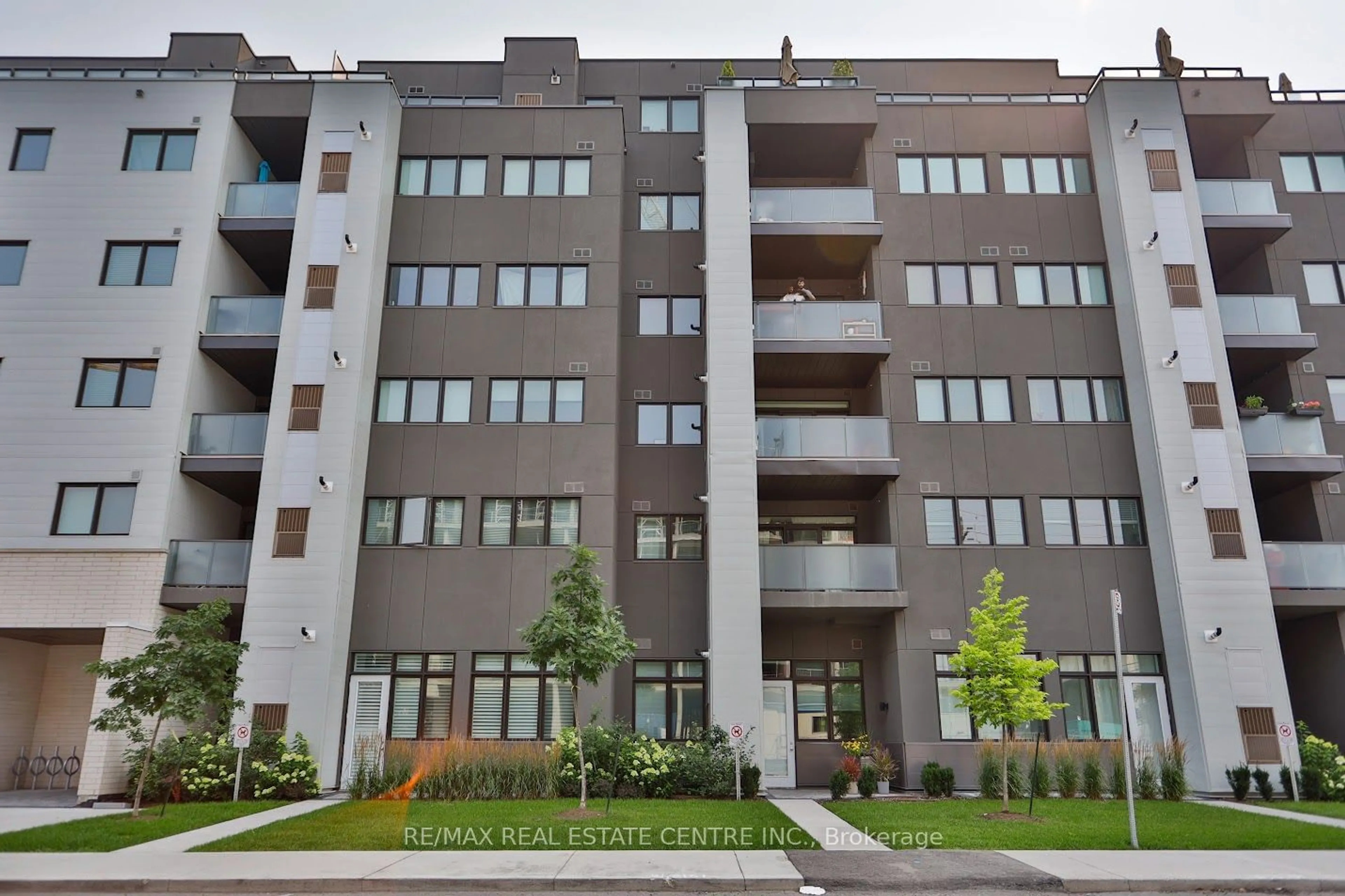 A pic from exterior of the house or condo for 385 Osler St #307, Toronto Ontario M6N 0B2