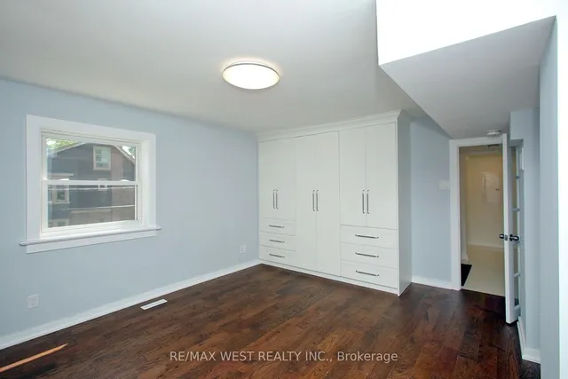 Additional property image - 420 Annette St