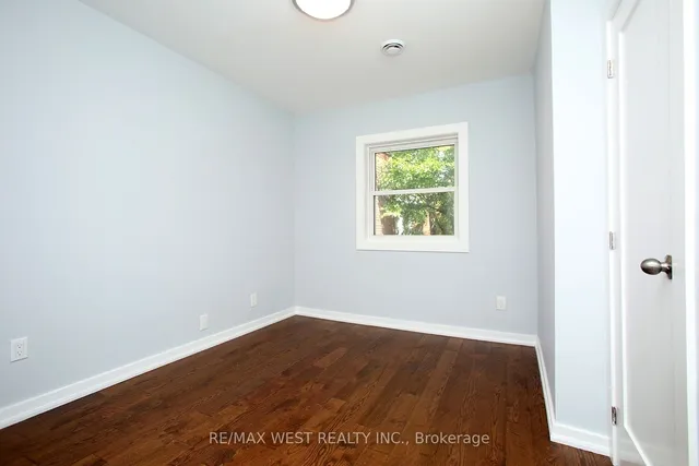 Additional property image - 420 Annette St