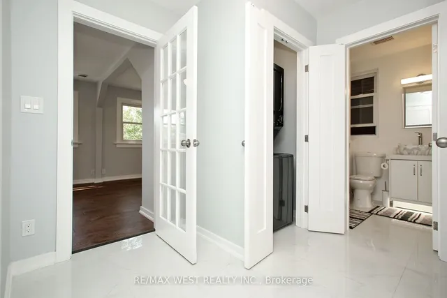 Additional property image - 420 Annette St