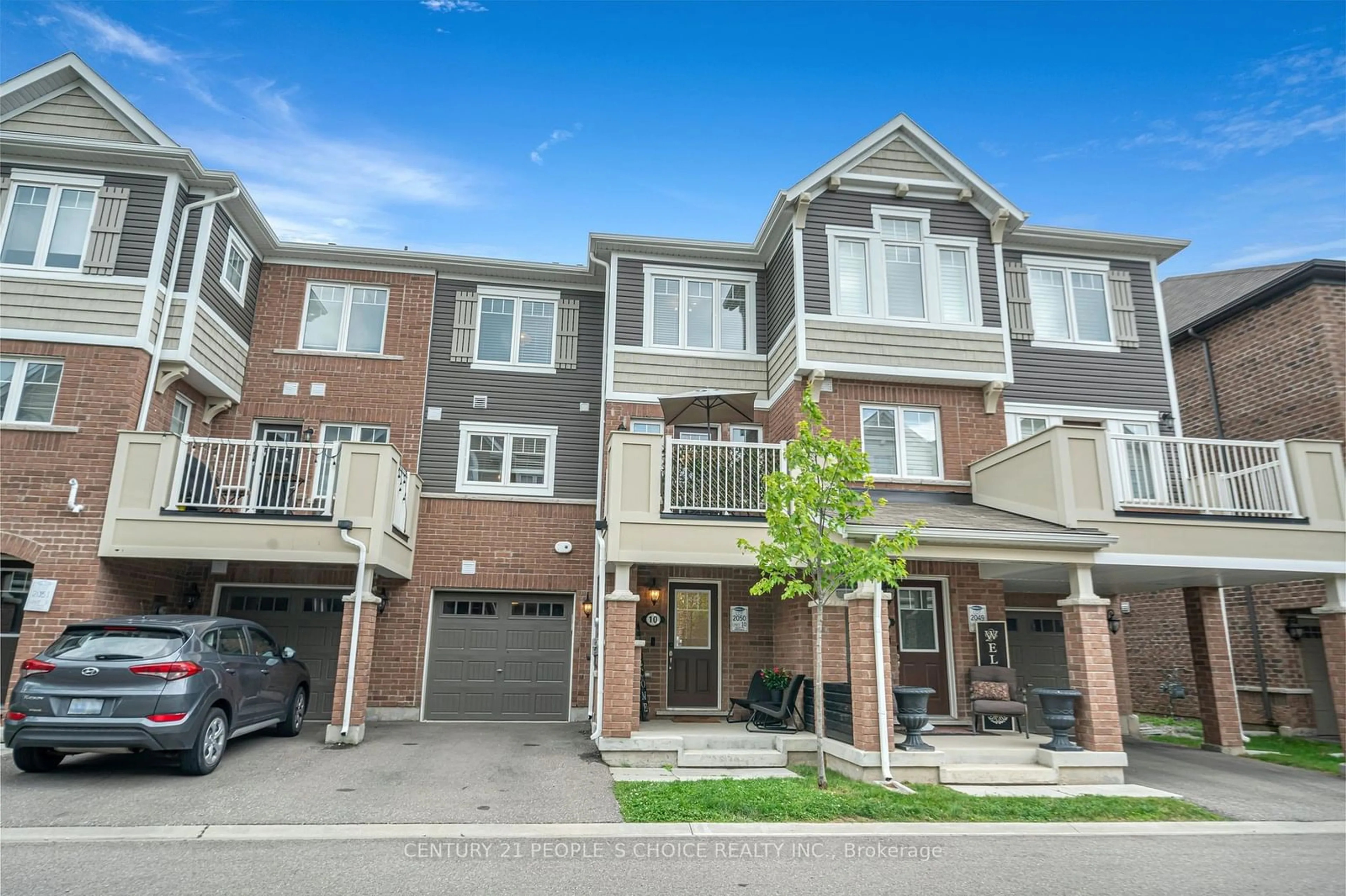 A pic from exterior of the house or condo for 1222 Rose Way #10, Milton Ontario P0M 1H0