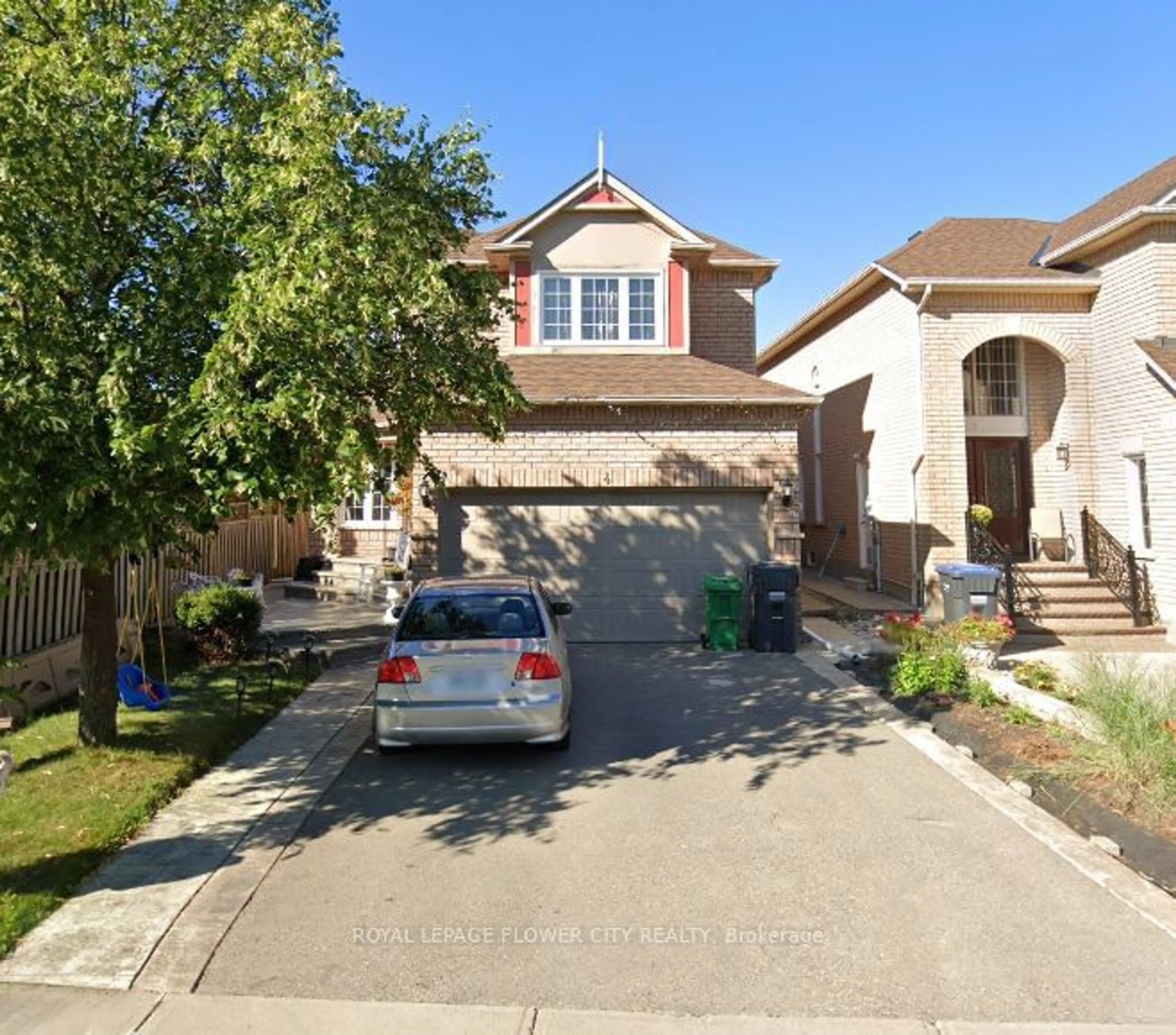 Frontside or backside of a home for 4 Chadwick St, Brampton Ontario L6Y 4Y6