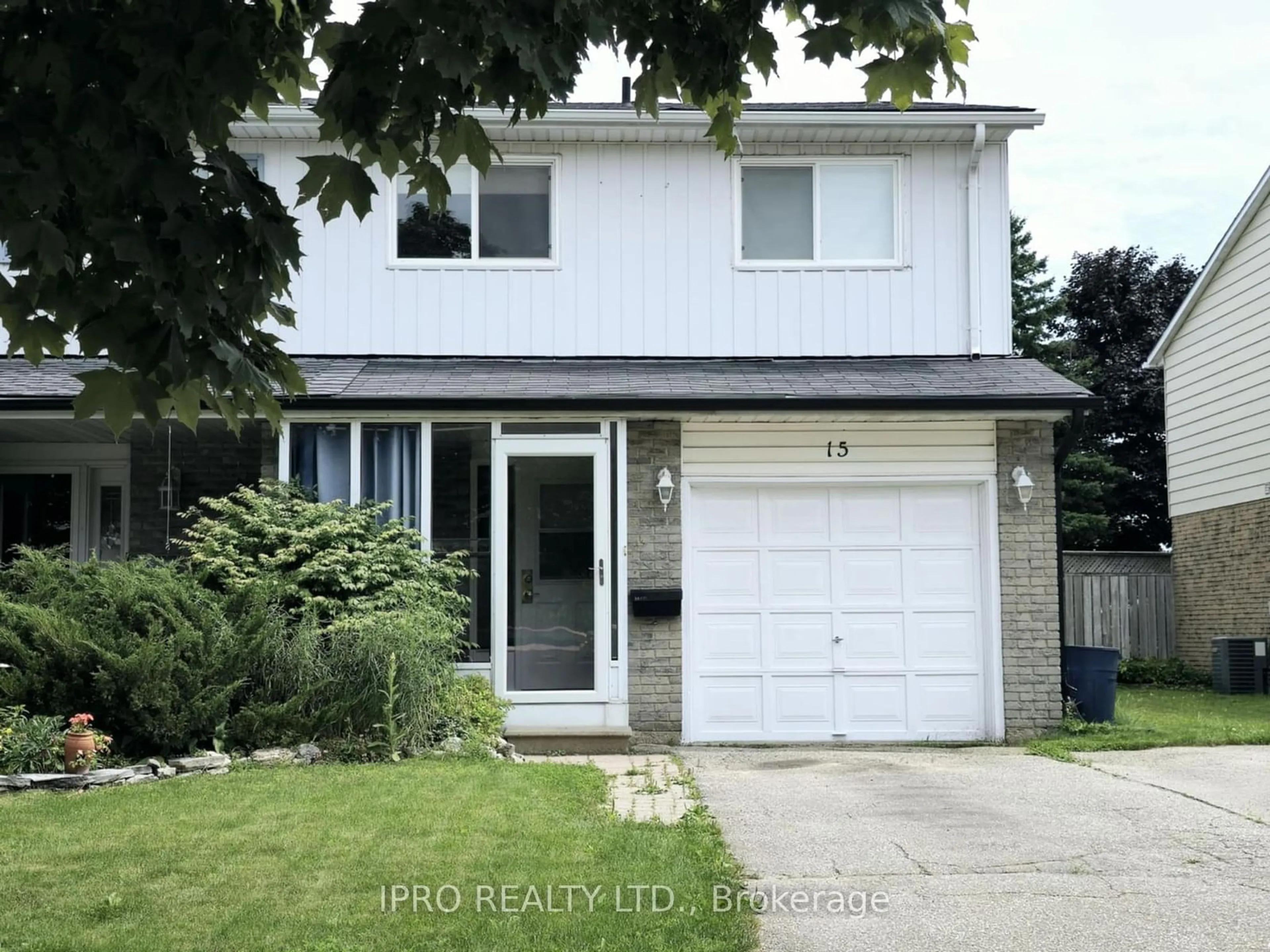 Frontside or backside of a home for 15 Crimson Cres, Orangeville Ontario L9W 3R8