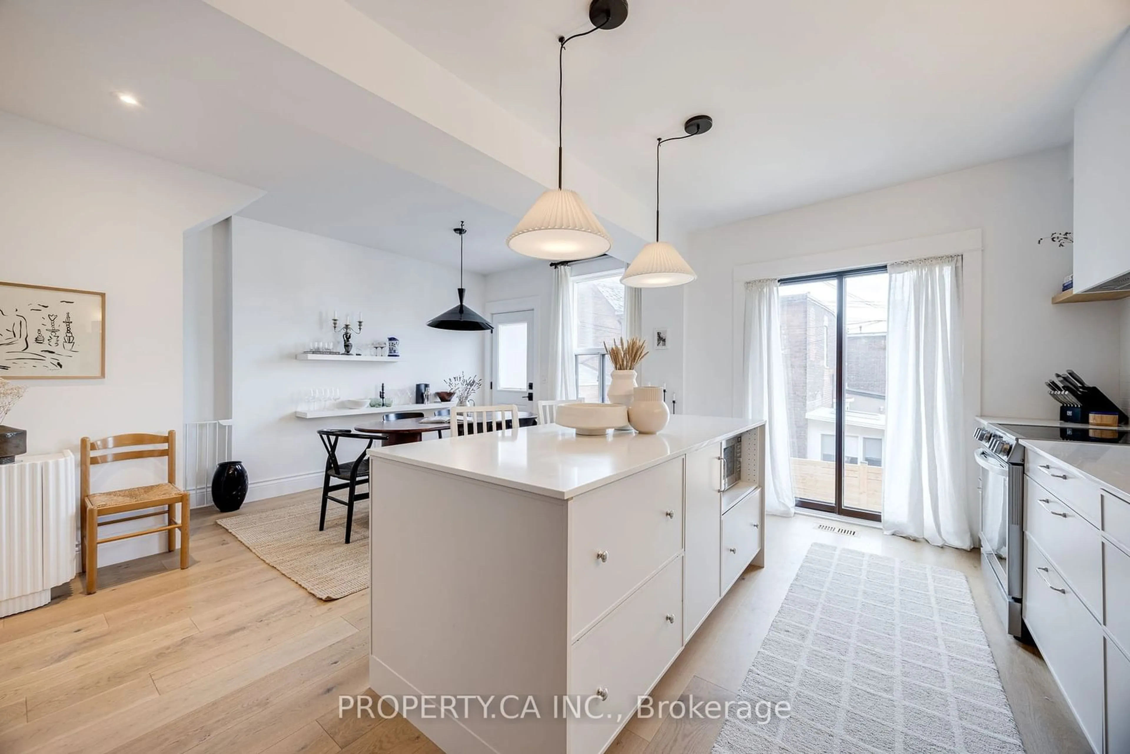 Contemporary kitchen for 1287 Davenport Rd, Toronto Ontario M6H 2H3