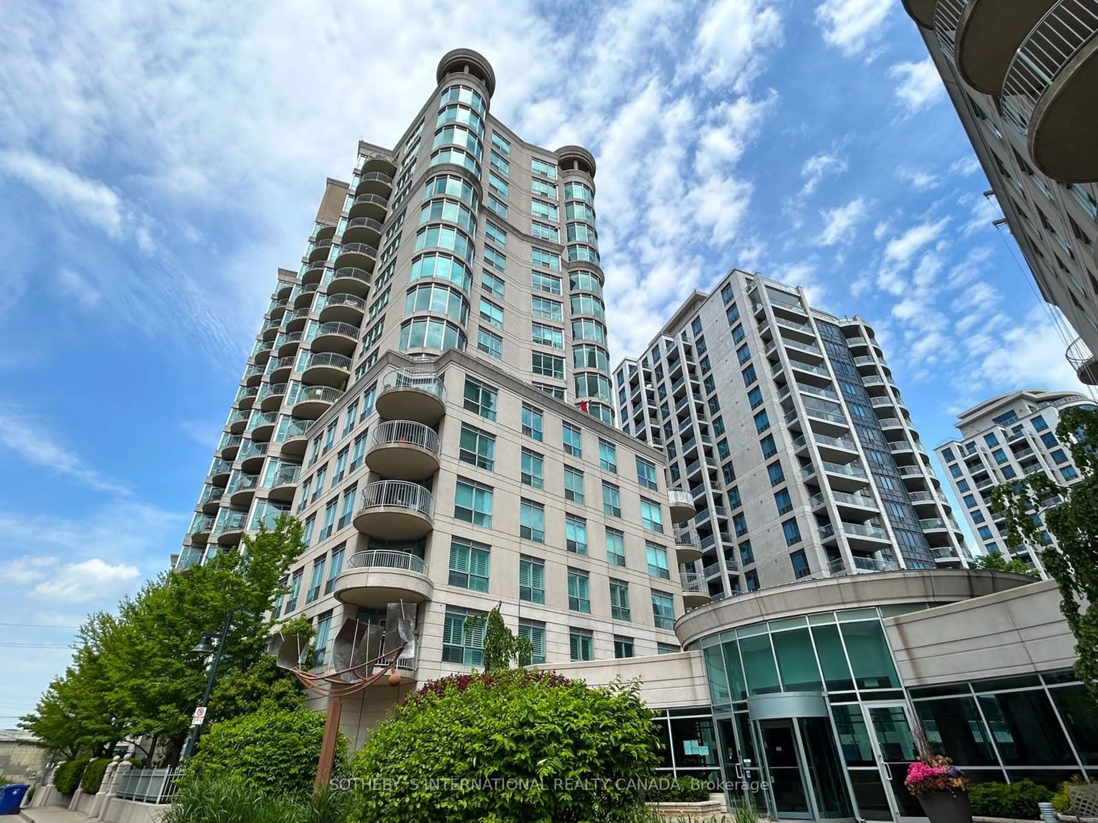 A pic from exterior of the house or condo for 2111 Lake Shore Blvd #809, Toronto Ontario M8V 4B2