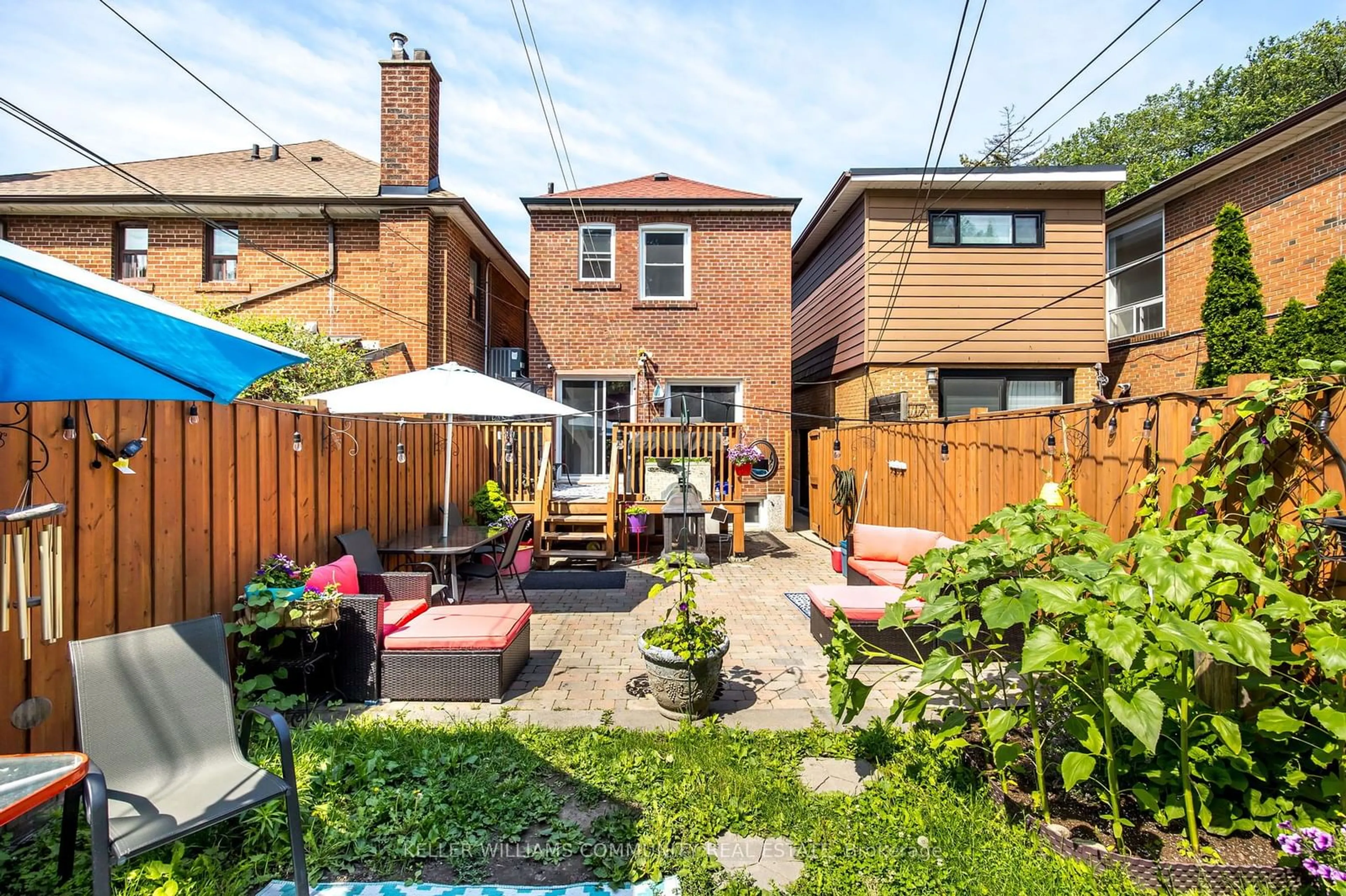 Patio for 167 Mcroberts Ave, Toronto Ontario M6E 4P3