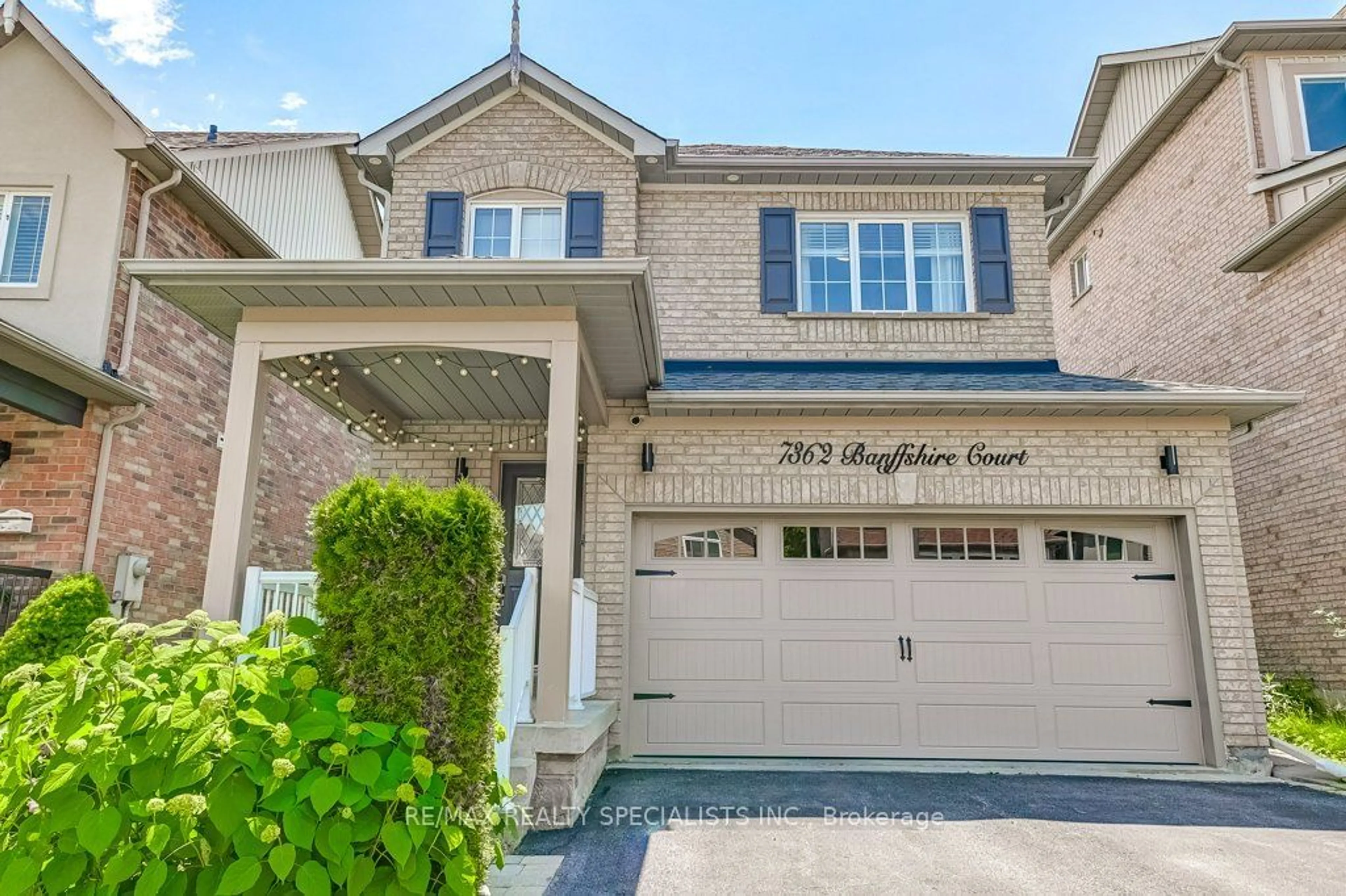 A pic from exterior of the house or condo for 7362 Banffshire Crt, Mississauga Ontario L5N 8A1