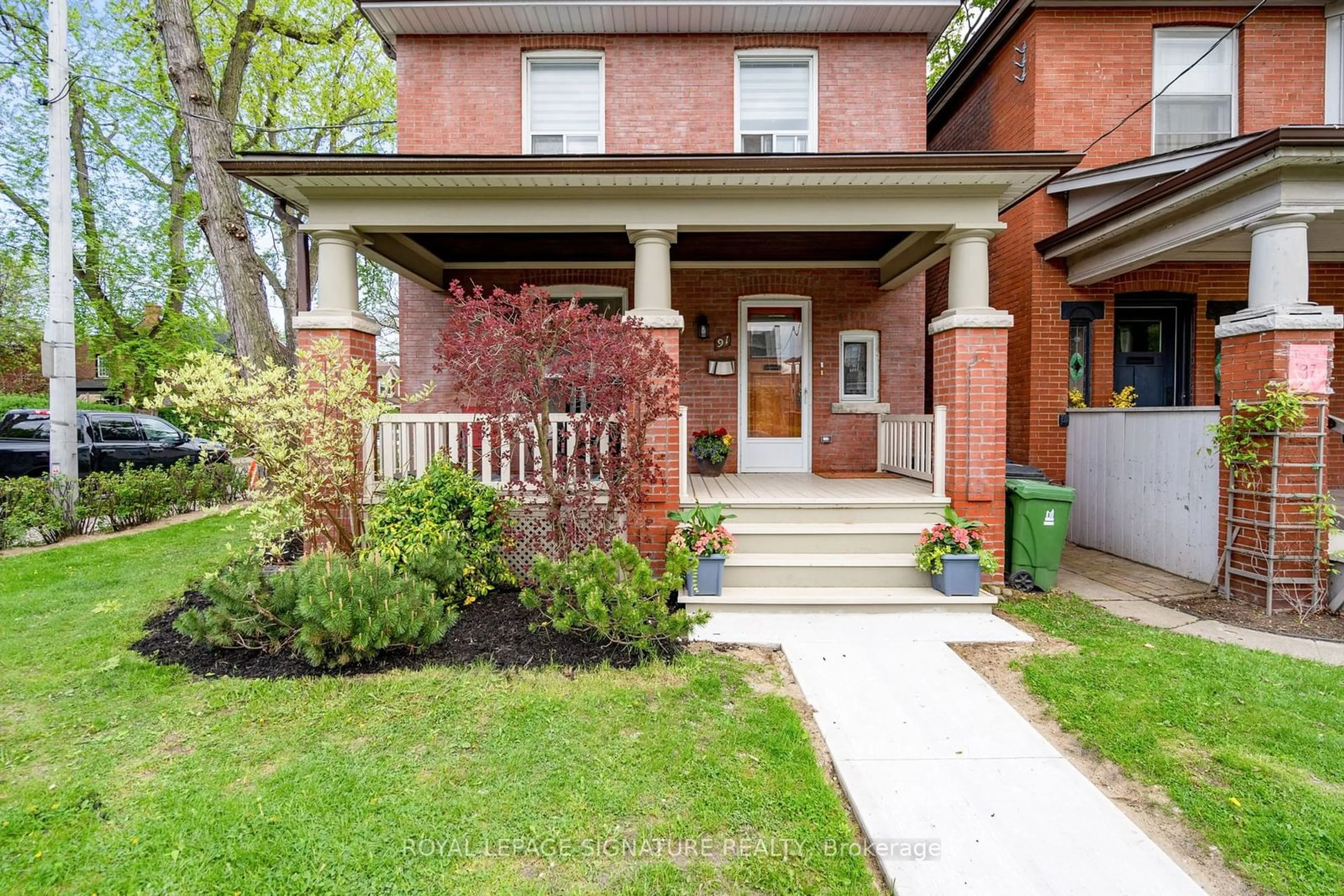 Home with brick exterior material for 91 St. John's Rd, Toronto Ontario M6P 1V1