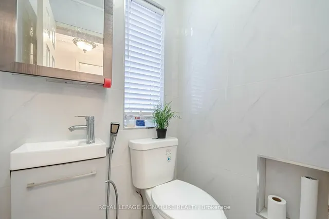 Additional property image - 7 Via Cassia Dr