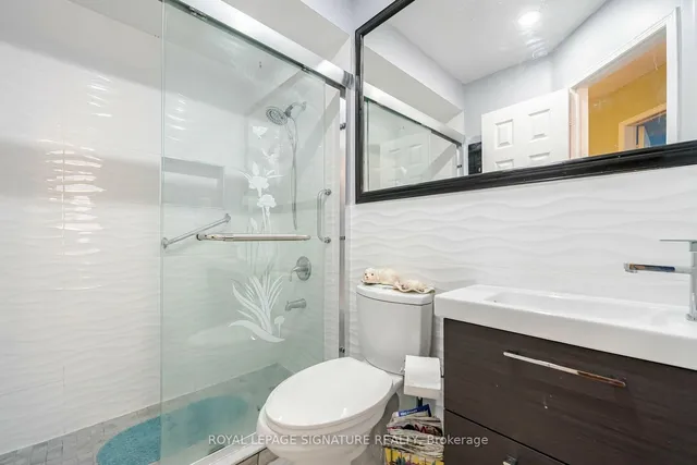 Additional property image - 7 Via Cassia Dr