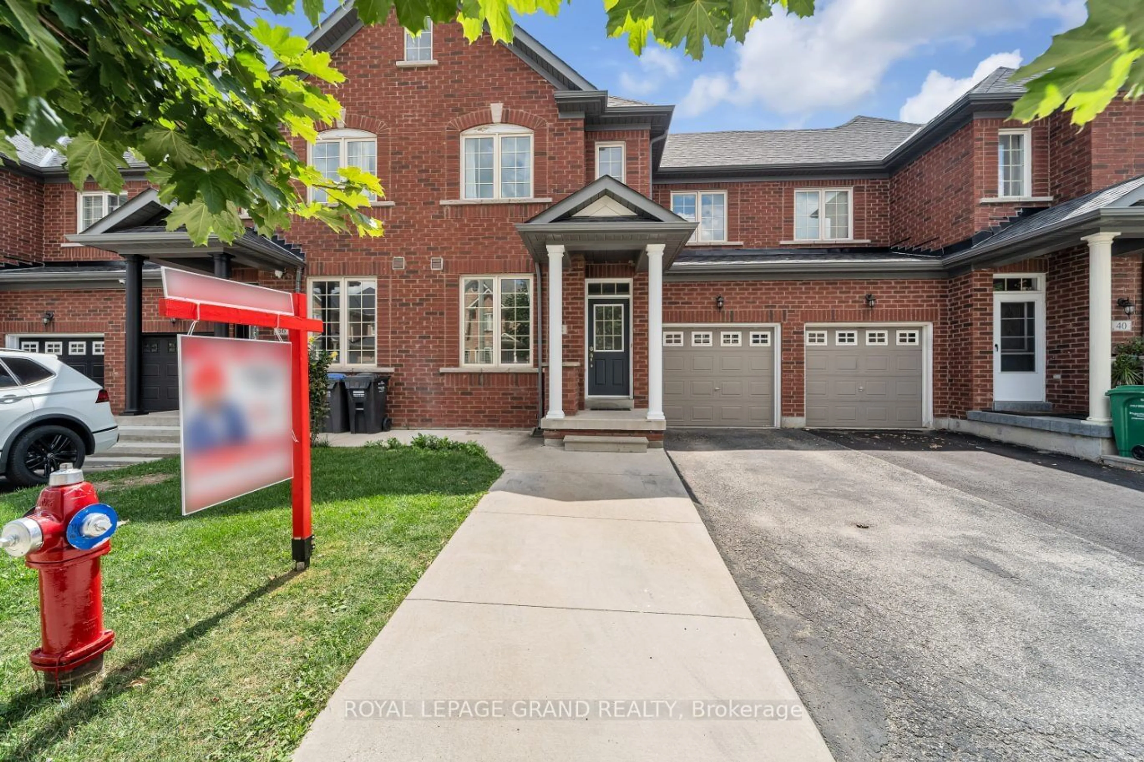 Home with brick exterior material for 38 Totten Dr, Brampton Ontario L6R 0P5