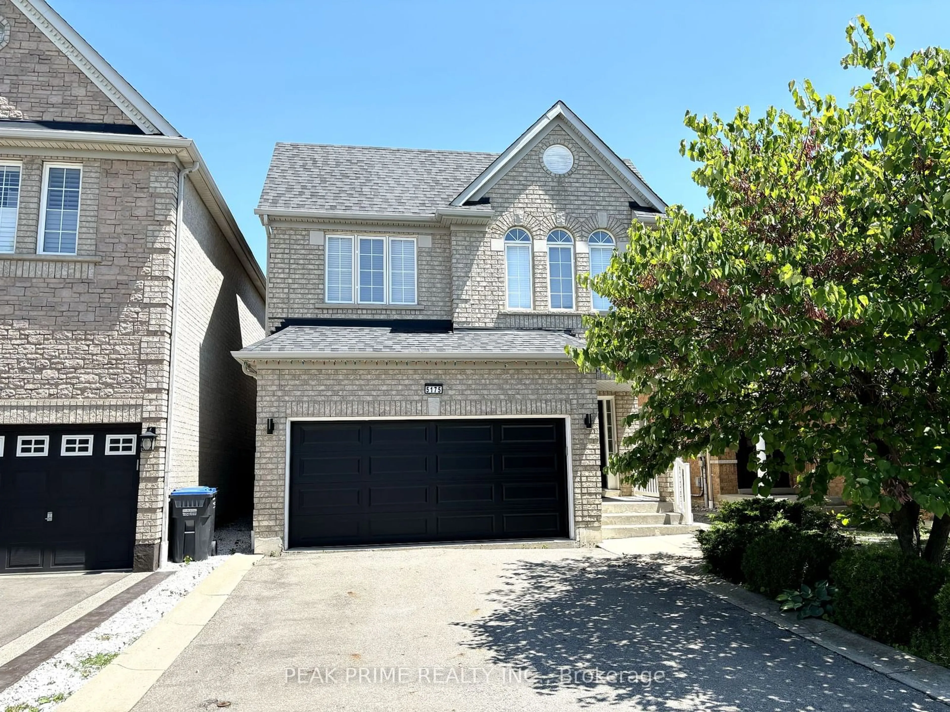 Frontside or backside of a home for 5175 Oscar Peterson Blvd, Mississauga Ontario L5M 7W5