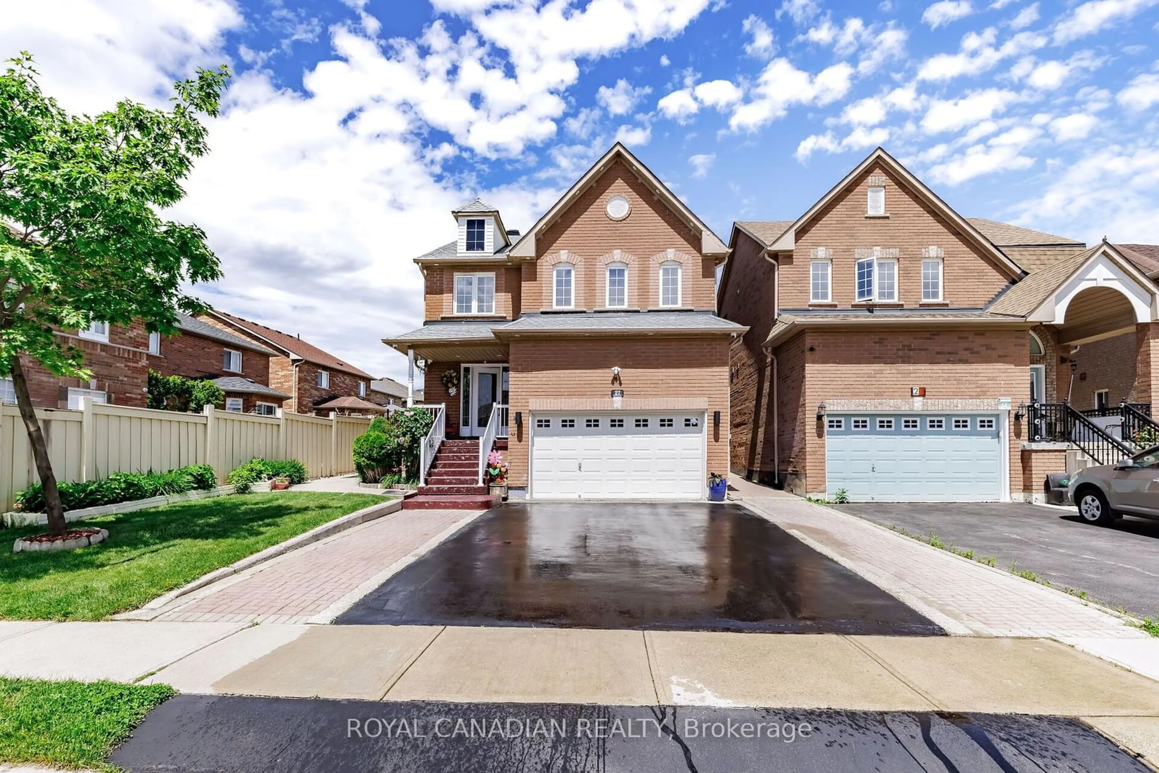 Home with brick exterior material for 27 Whitehouse Cres, Brampton Ontario L6P 1M2