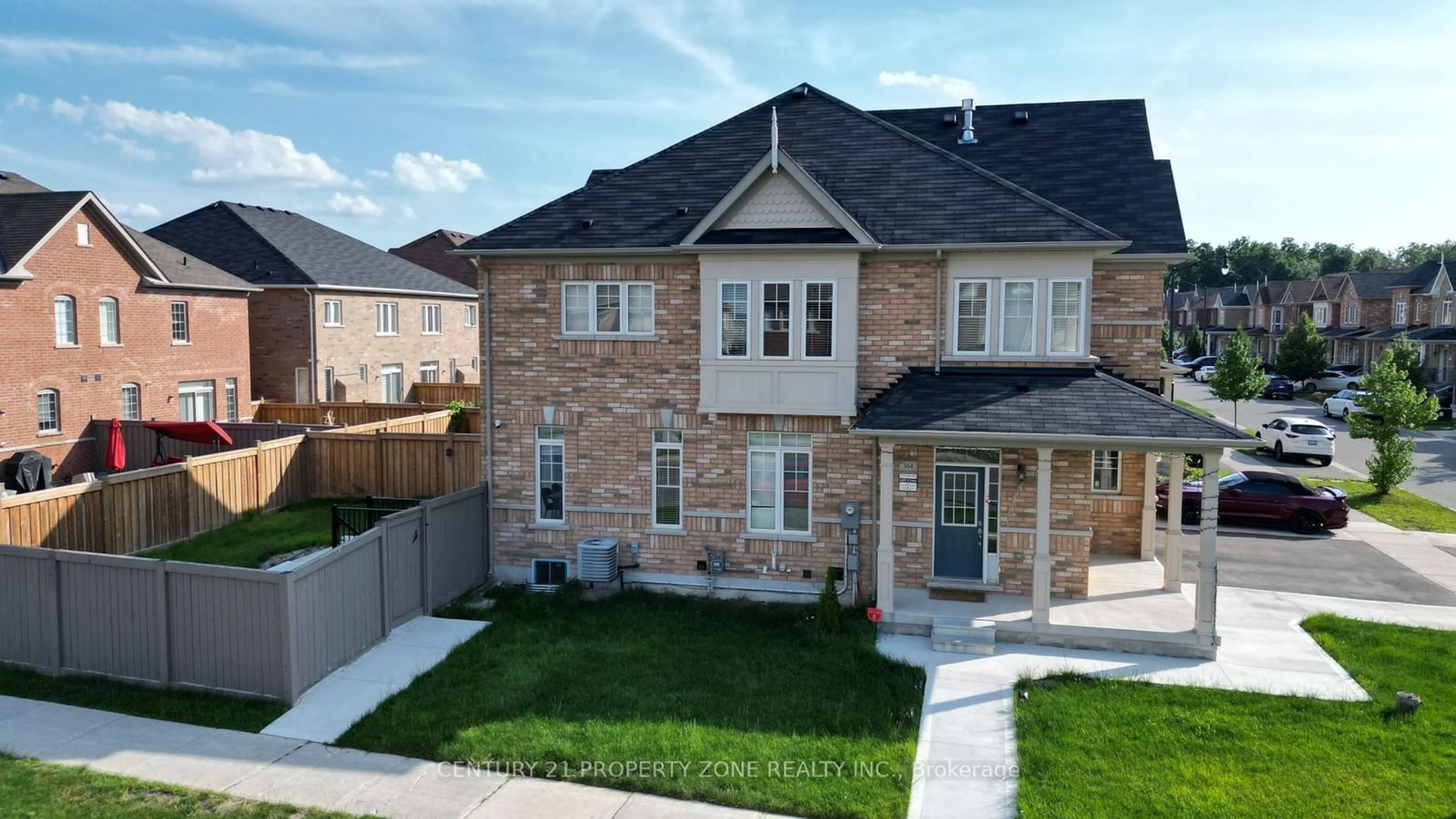 A pic from exterior of the house or condo for 364 Robert Parkinson Dr, Brampton Ontario L7A 4E4