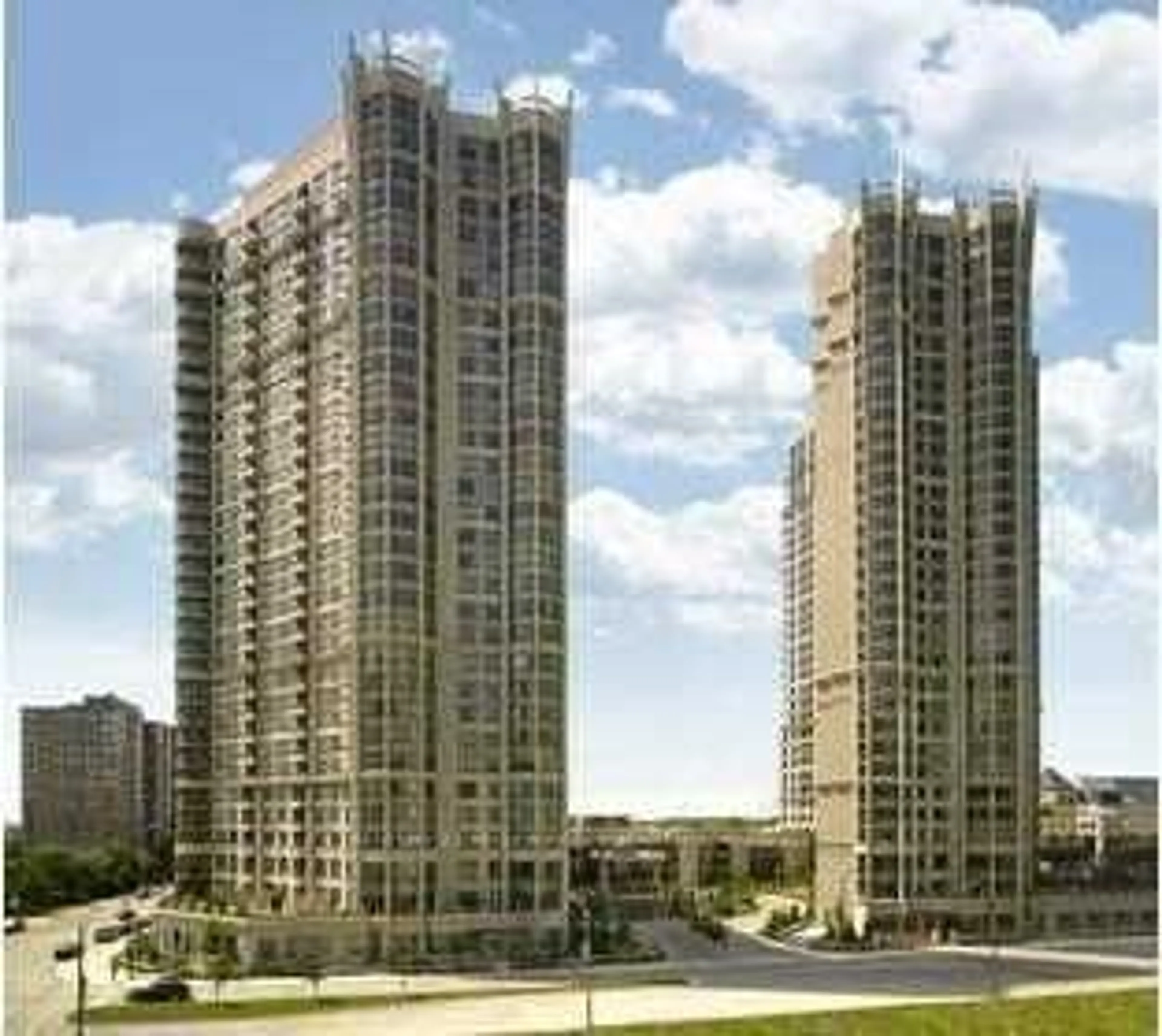 A pic from exterior of the house or condo for 3880 Duke Of York Blvd #GPH 05, Mississauga Ontario L5B 4M7