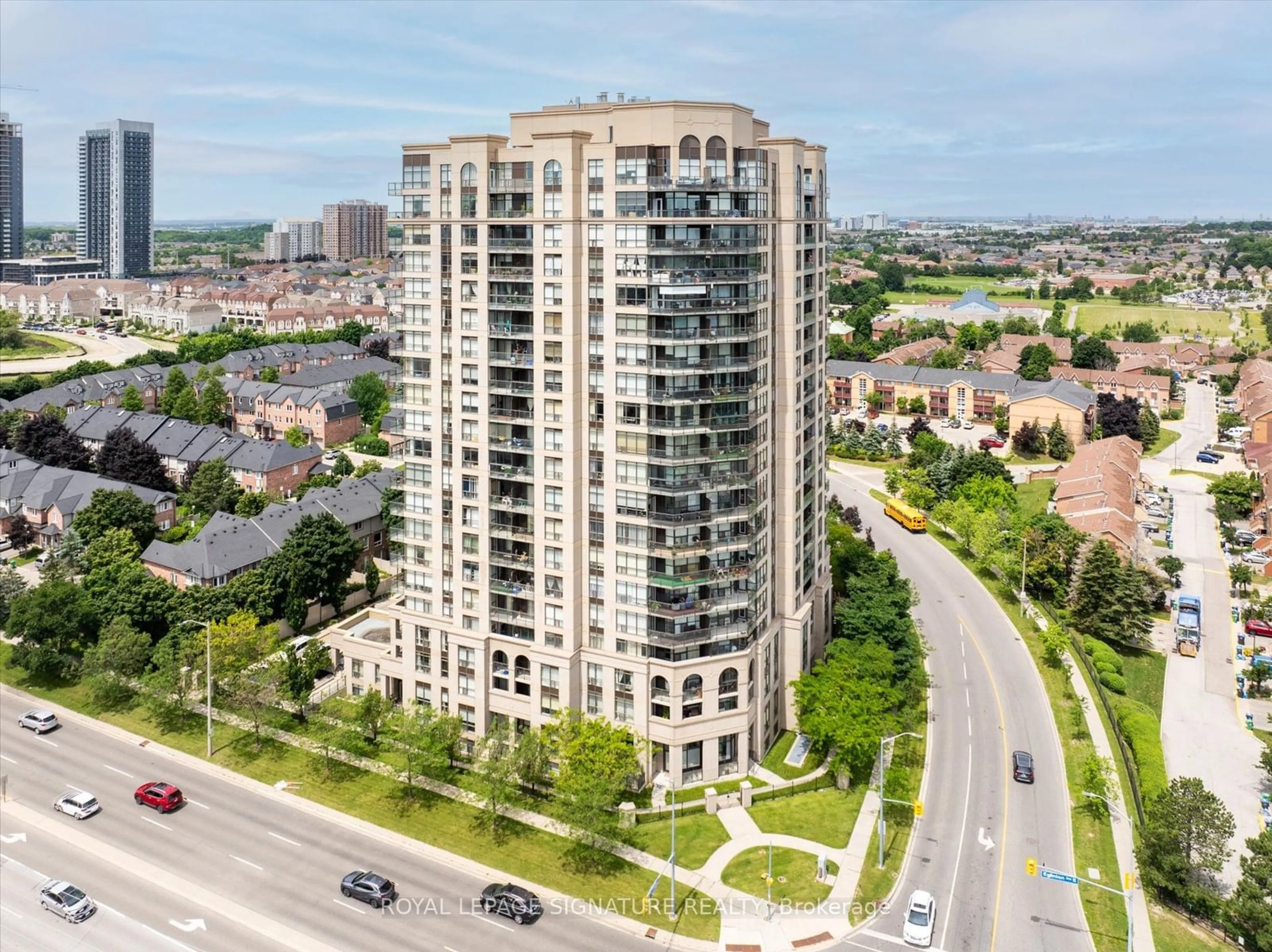 A pic from exterior of the house or condo for 220 Forum Dr #402, Mississauga Ontario L4Z 4K1