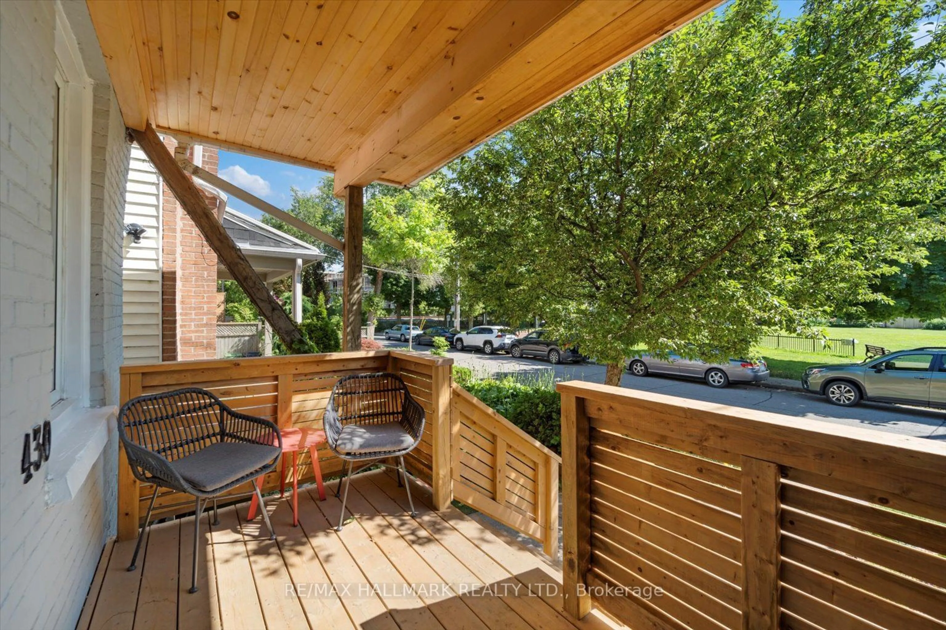 Patio for 430 Perth Ave, Toronto Ontario M6P 3Y7