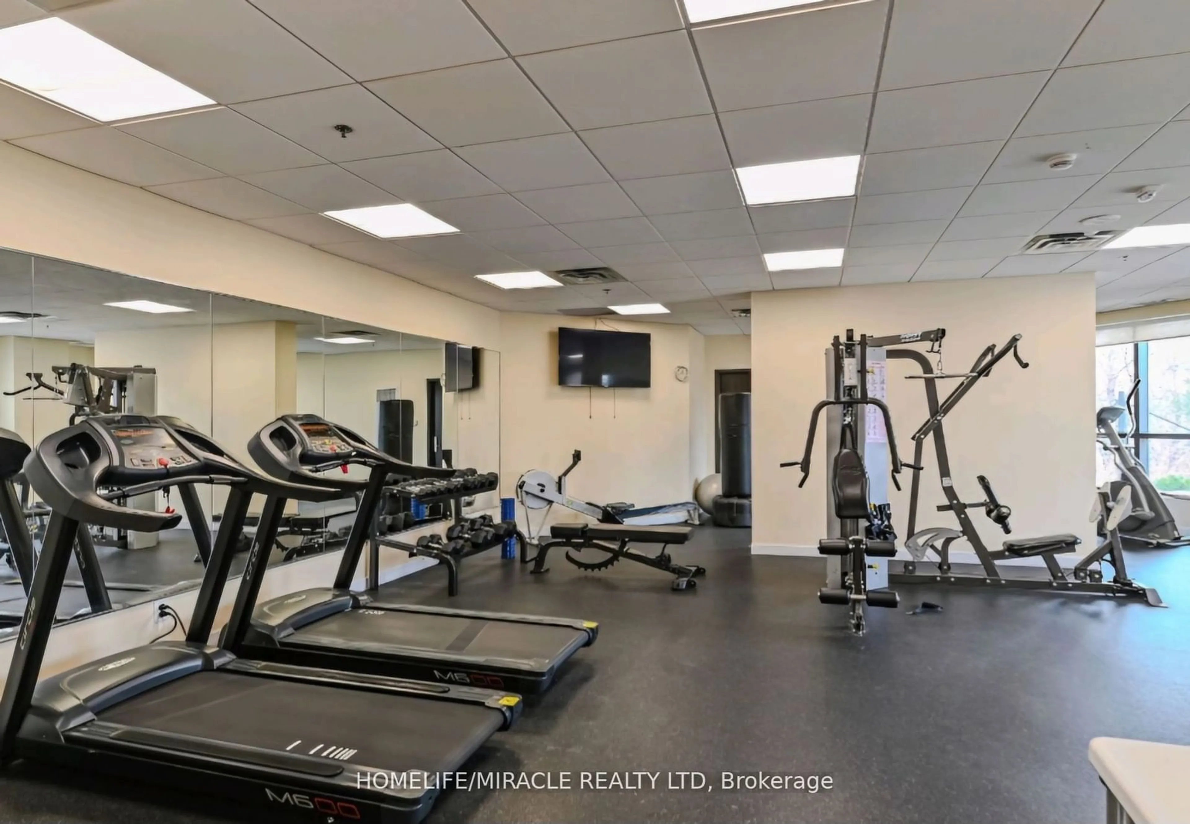 Gym or fitness room for 840 Queen's Plat Dr #1512, Toronto Ontario M9W 6Z3