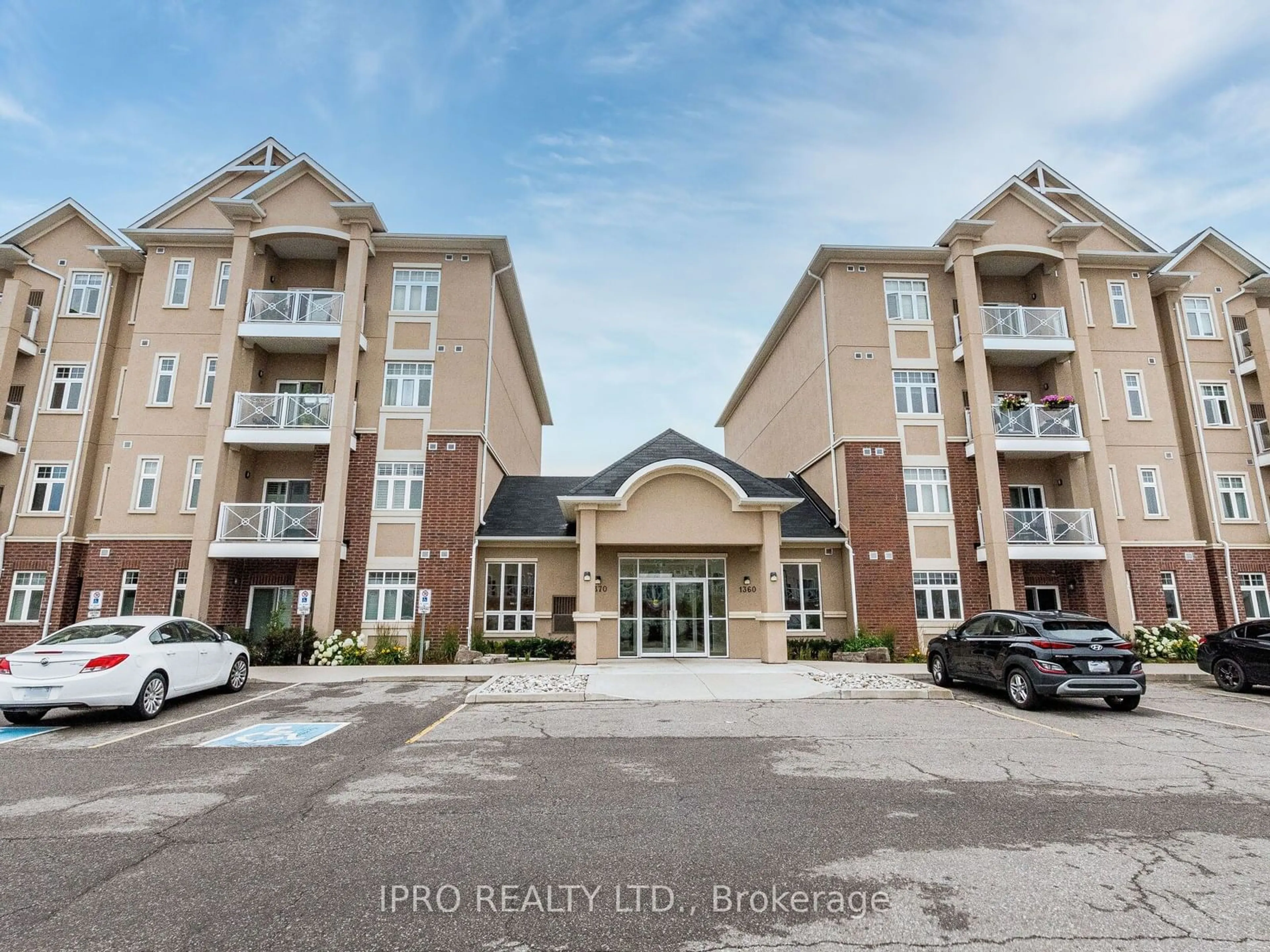 A pic from exterior of the house or condo for 1370 Costigan Rd #309, Milton Ontario L9T 0Y8