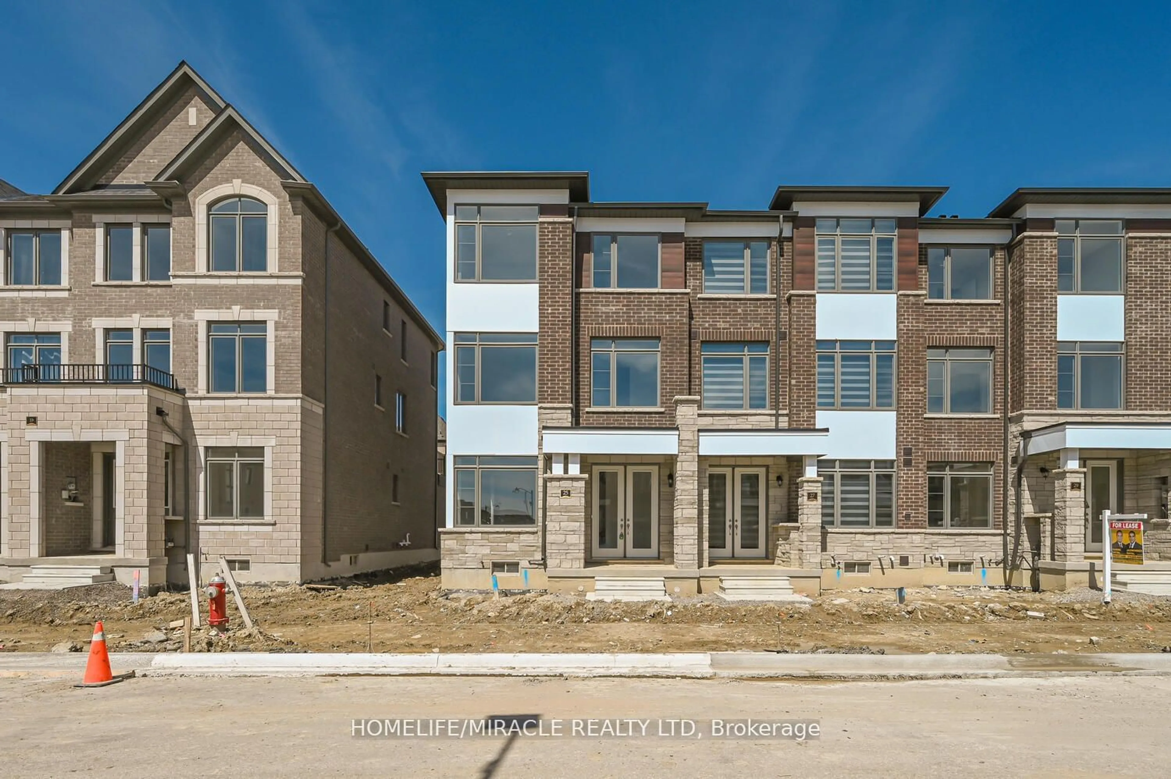 A pic from exterior of the house or condo for 25 Camino Real Dr, Caledon Ontario L7C 1Z9