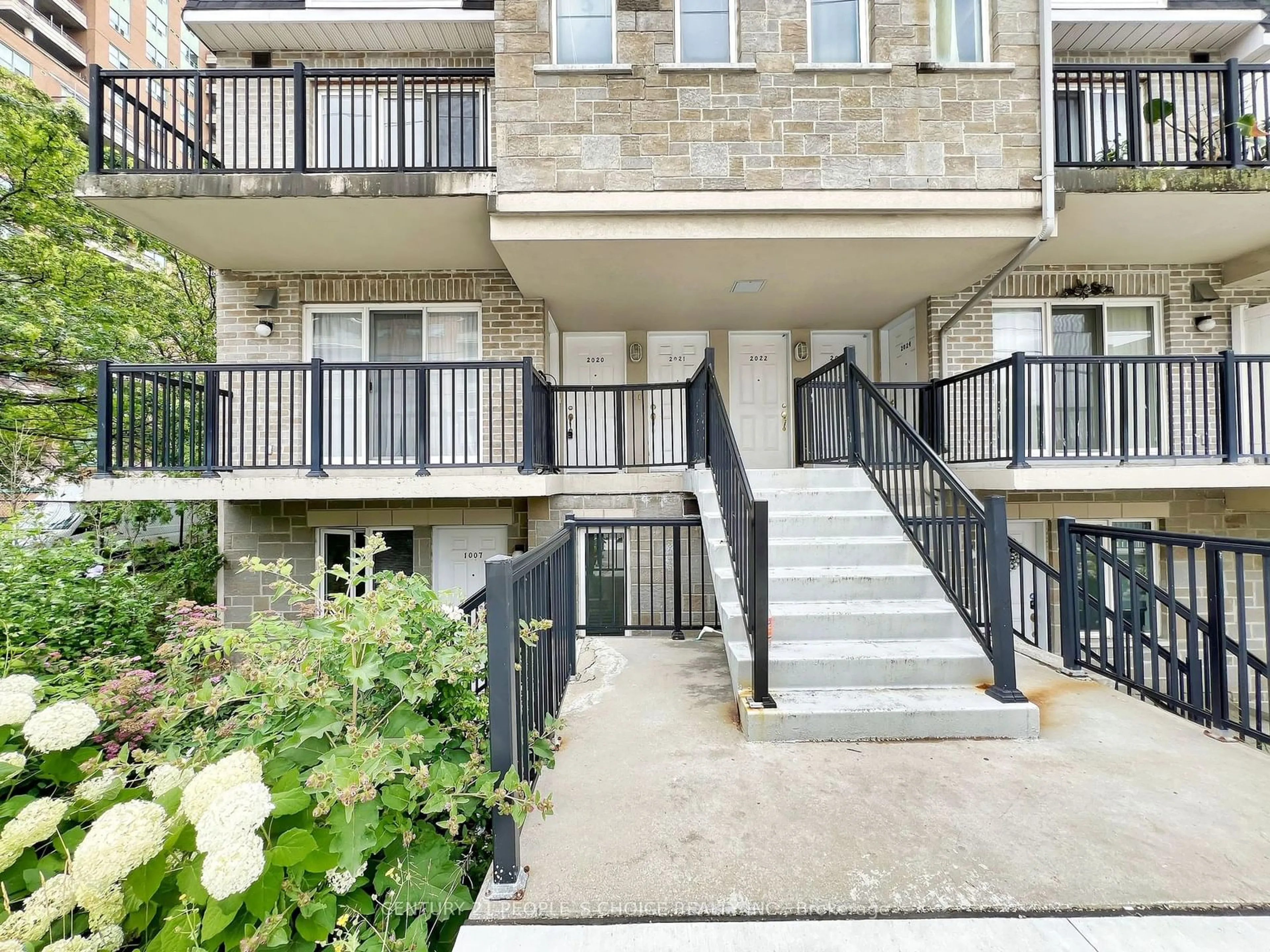 A pic from exterior of the house or condo for 3025 Finch Ave #2020, Toronto Ontario M9M 0A2
