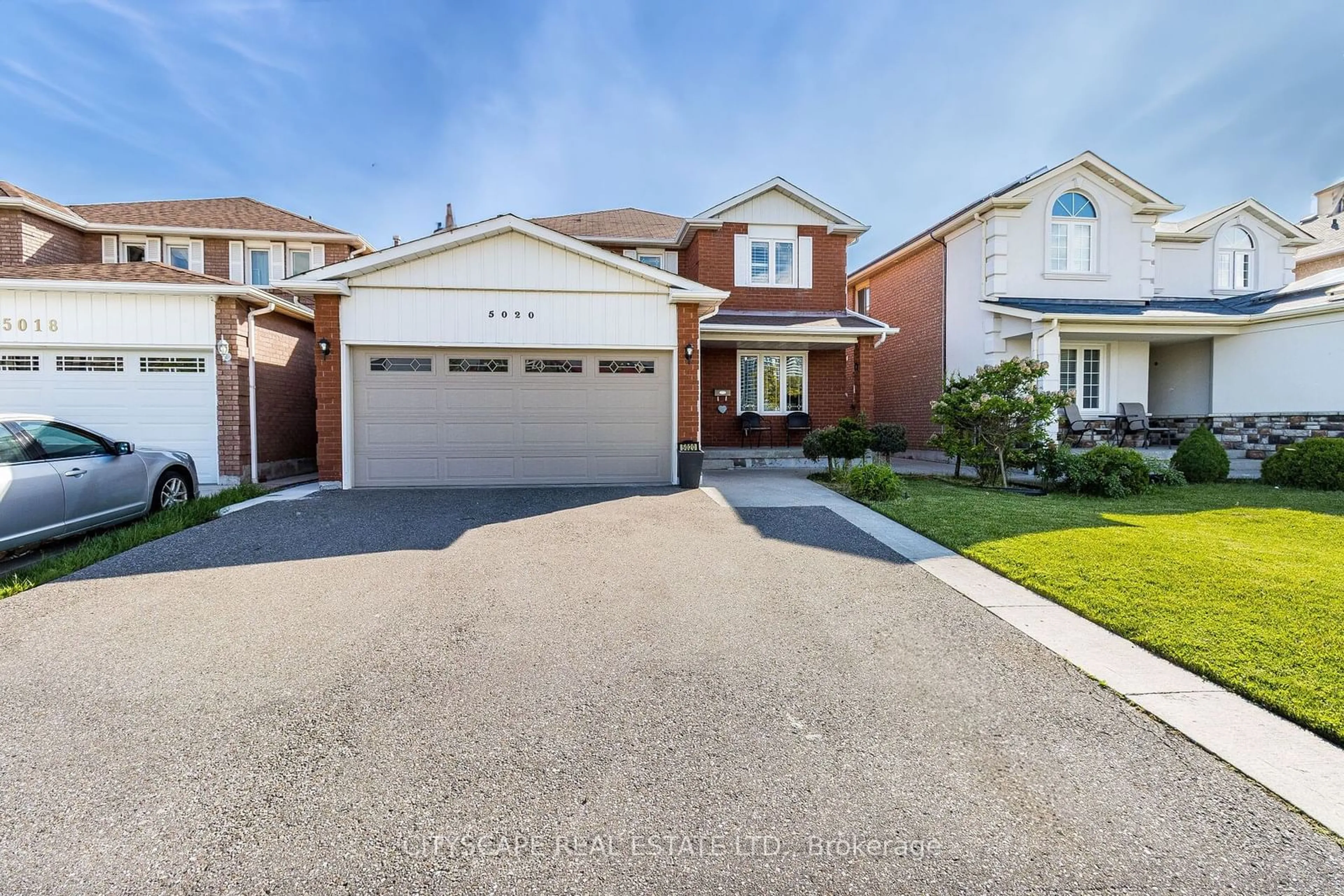 Frontside or backside of a home for 5020 Fairwind Dr, Mississauga Ontario L5R 3P8