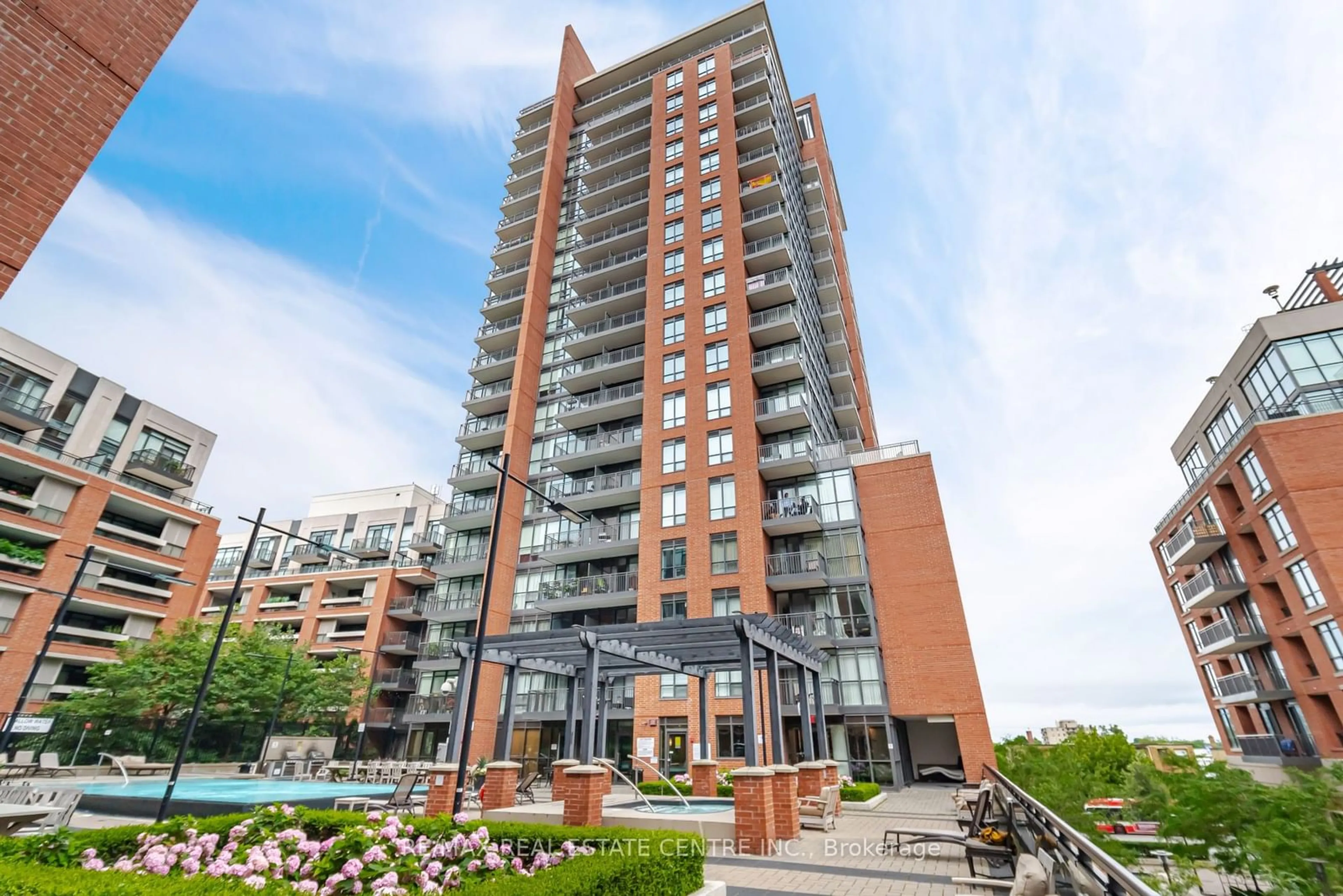 A pic from exterior of the house or condo for 800 Lawrence Ave #304, Toronto Ontario M6A 0B1