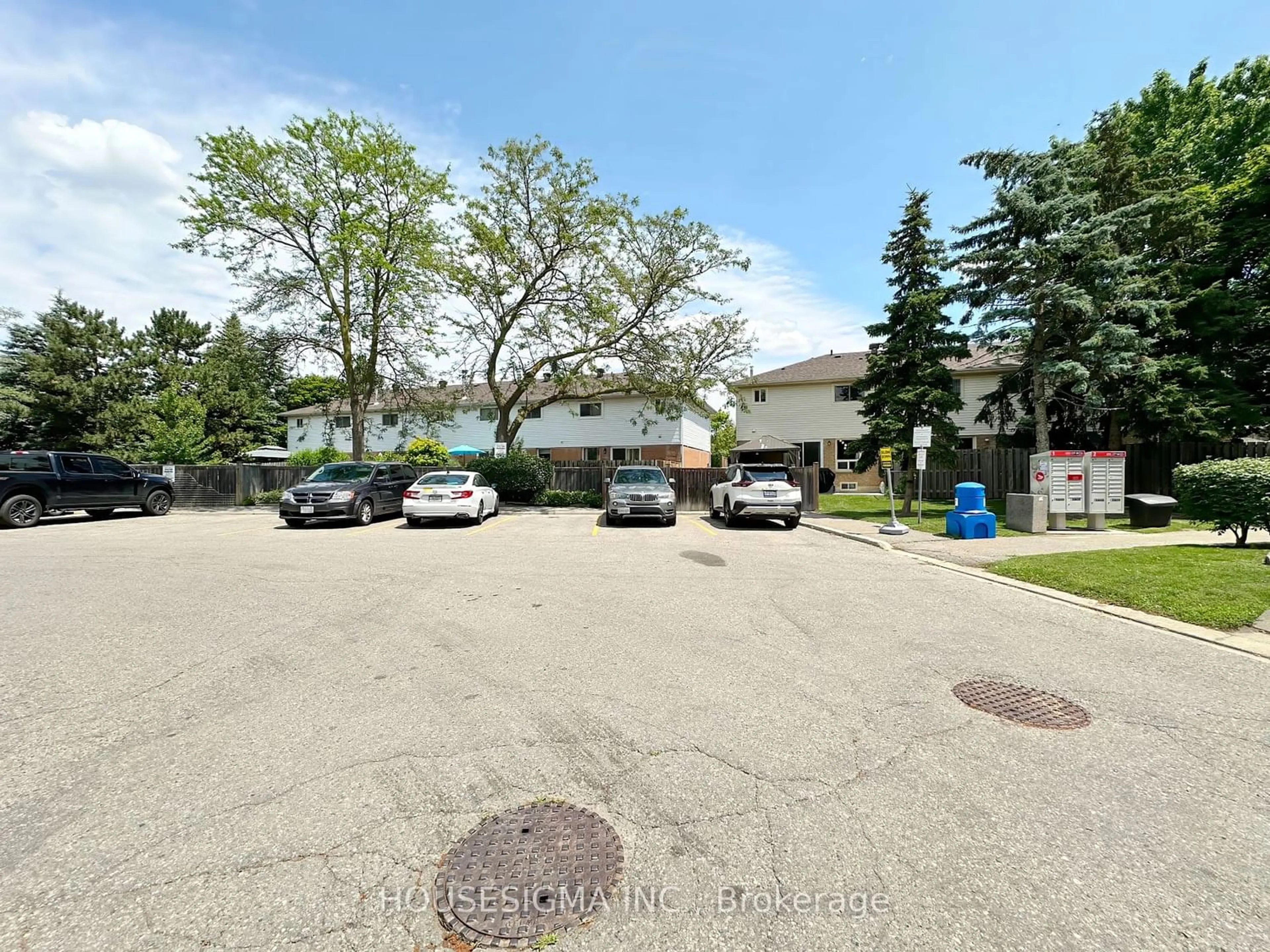 Street view for 3 Farnham Dr #20, Brampton Ontario L6X 4H7