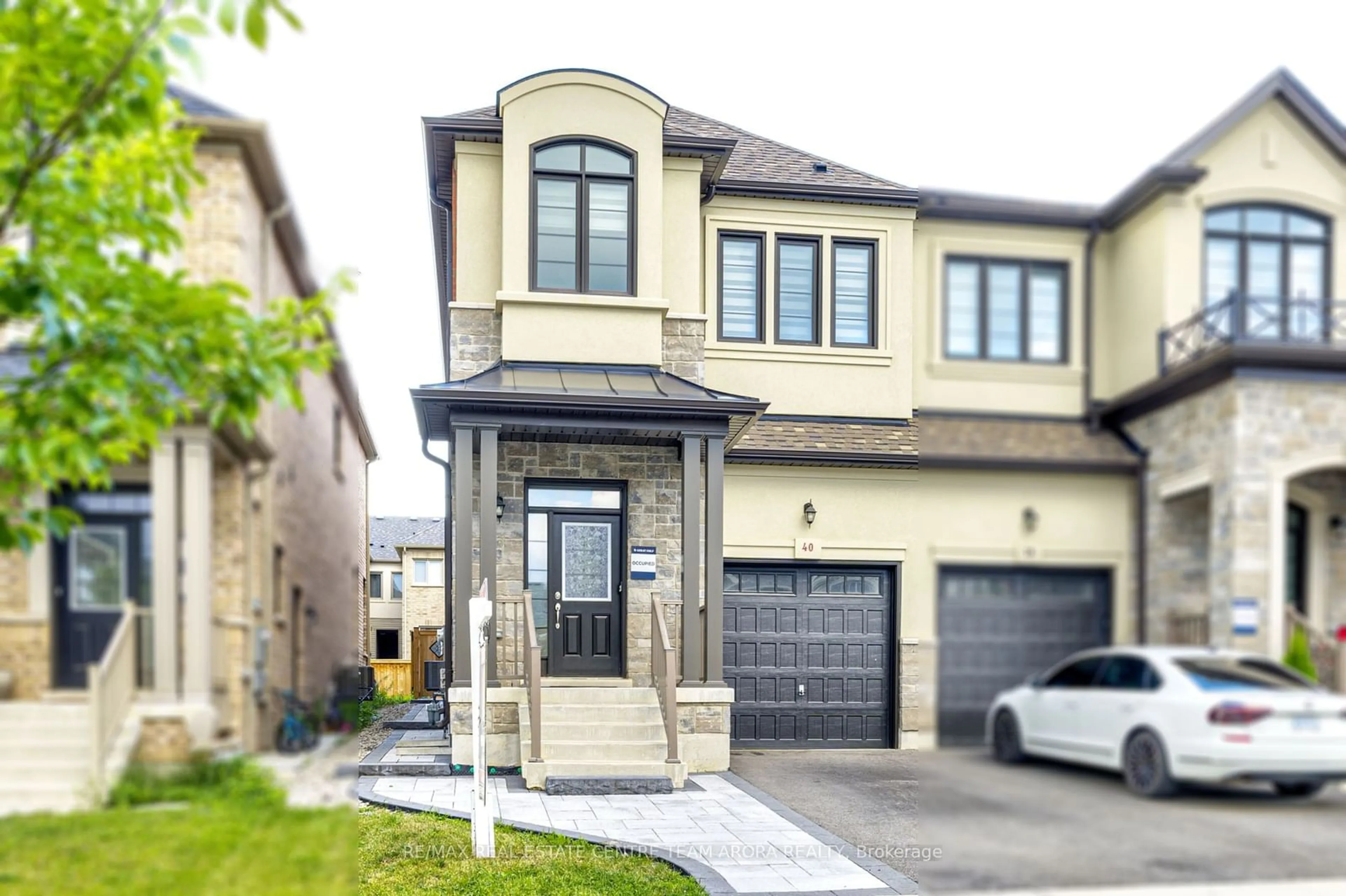 A pic from exterior of the house or condo for 40 Quinton Rdge, Brampton Ontario L6Y 6J4