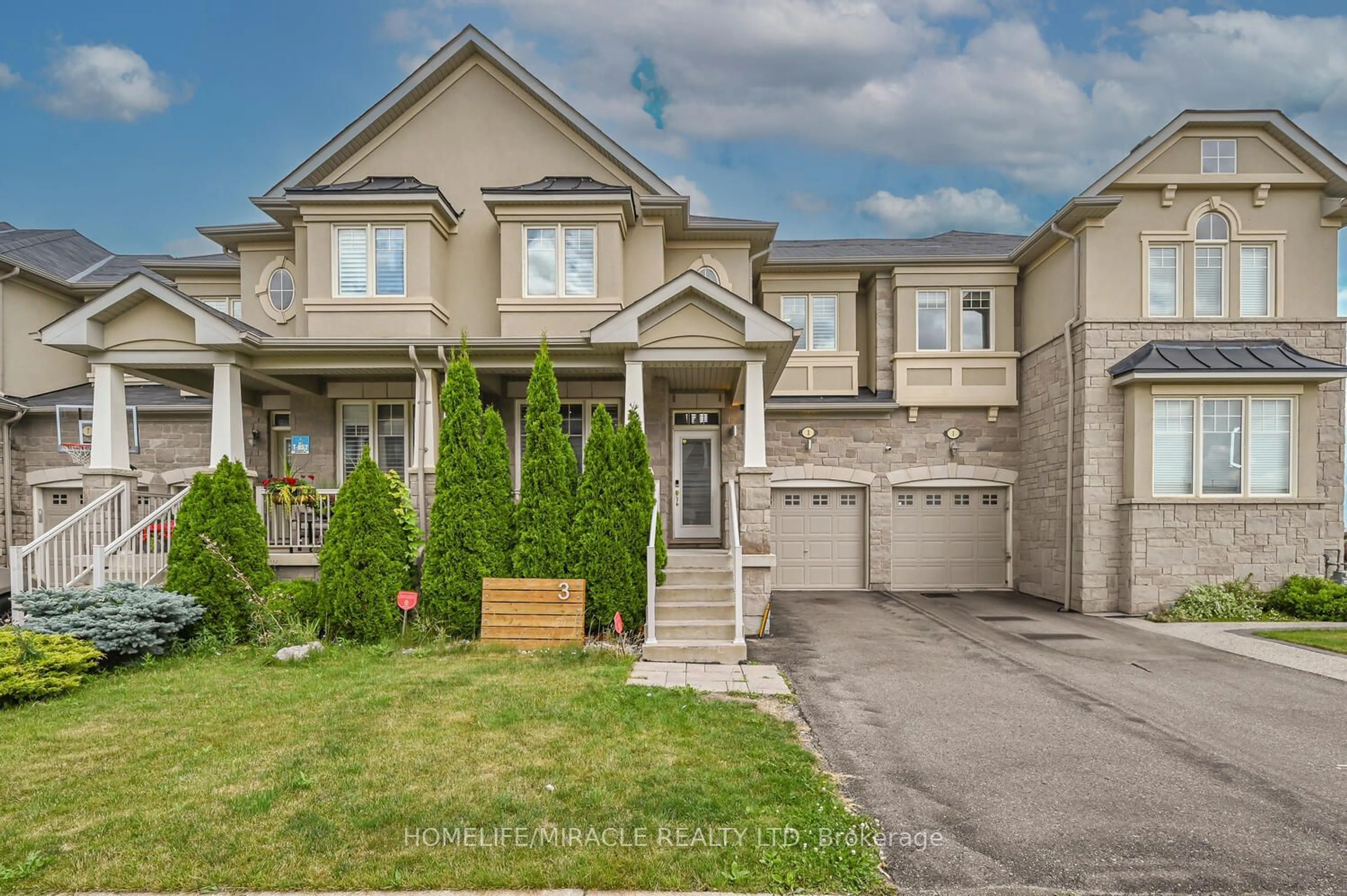 Frontside or backside of a home for 3 Sky Harbour Dr, Brampton Ontario L6Y 0V7