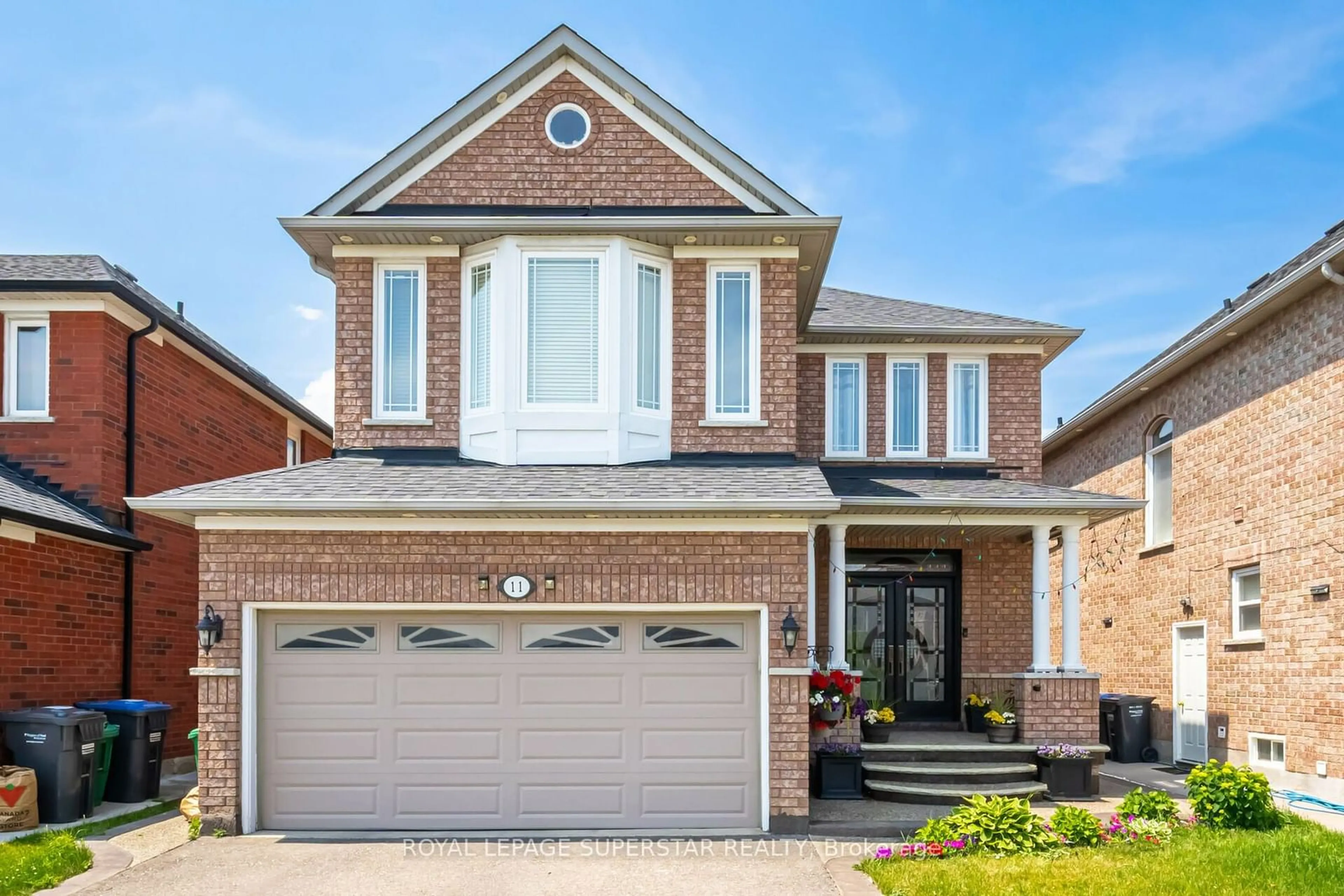 Home with brick exterior material for 11 SAILWIND Rd, Brampton Ontario L6R 2G3