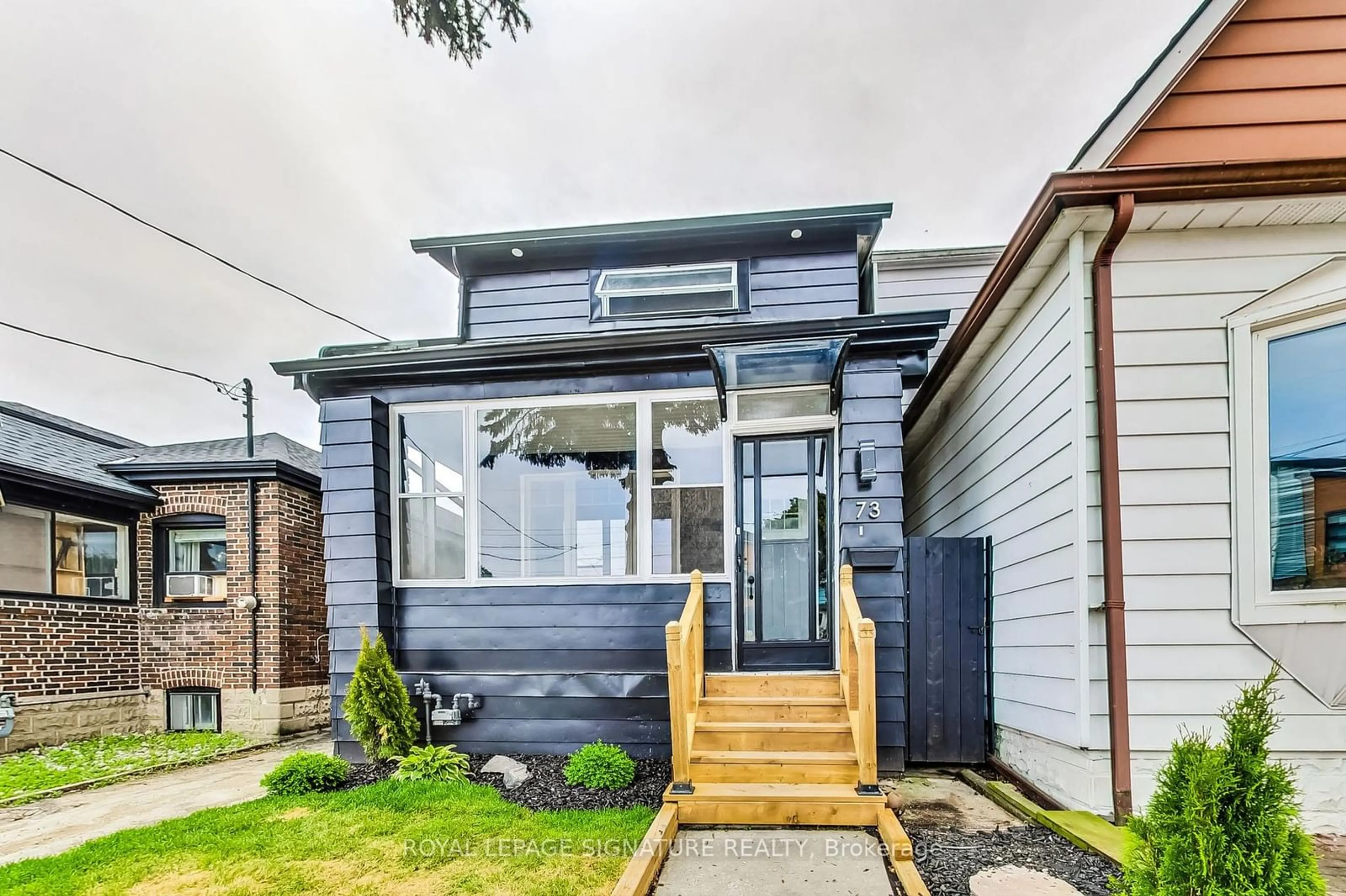 Frontside or backside of a home for 73 Eileen Ave, Toronto Ontario M6N 1V8
