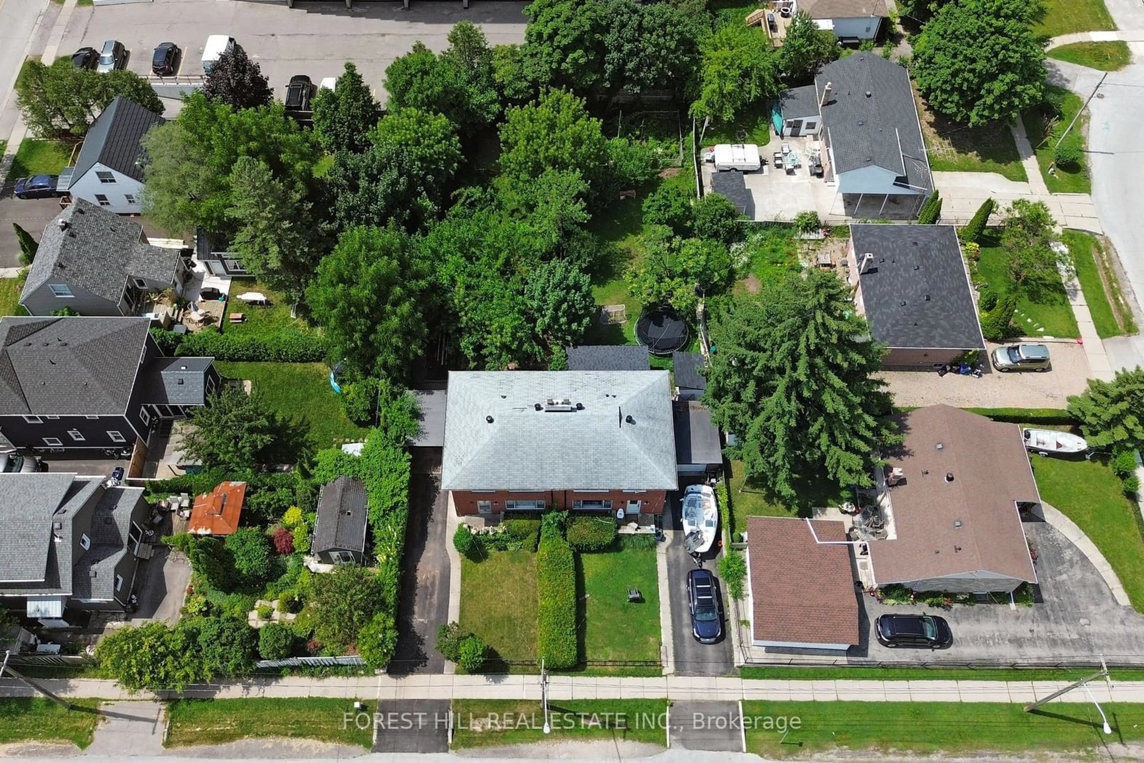 Frontside or backside of a home for 340 Bartos Dr, Oakville Ontario L6K 3E6